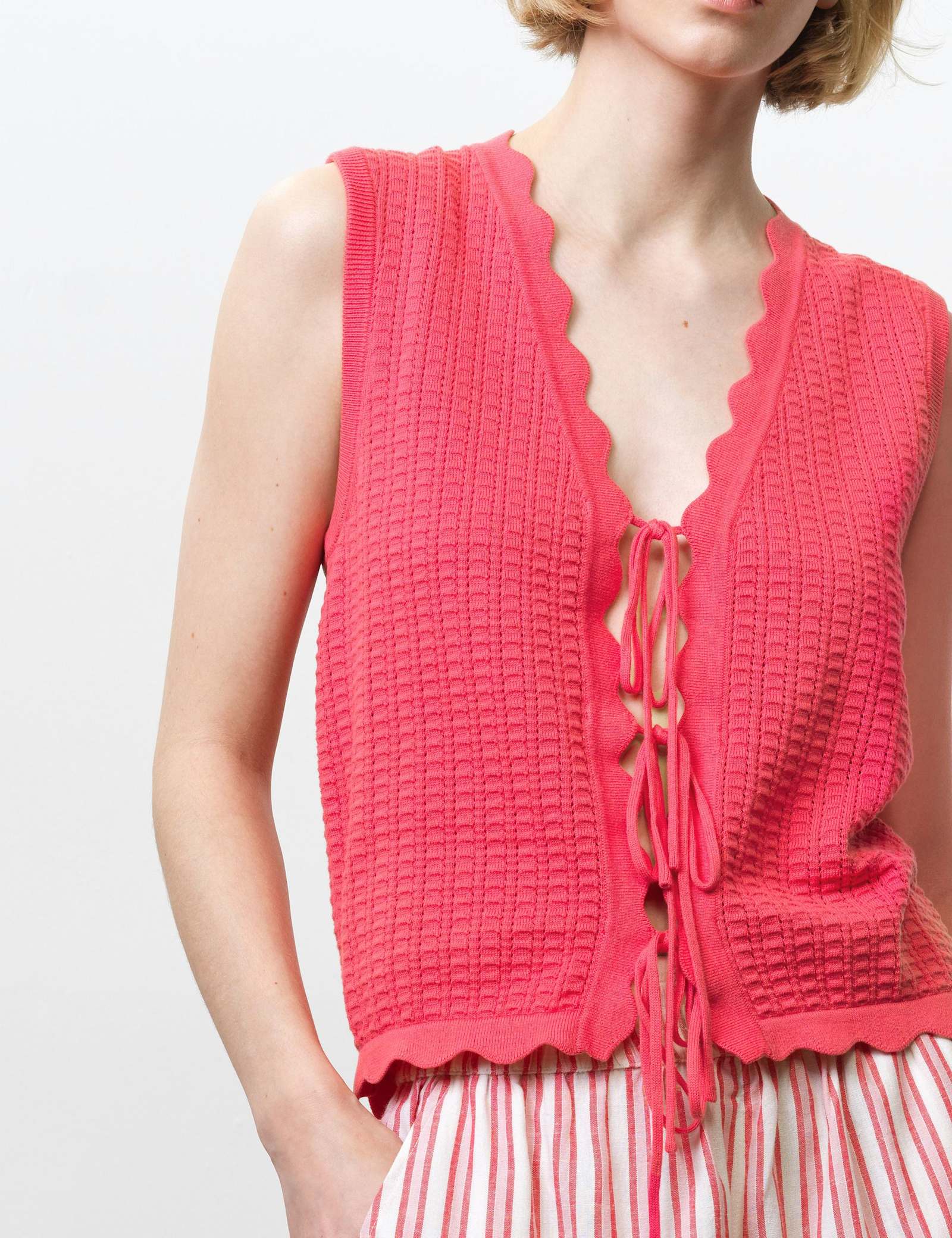 Pure Cotton Textured Knitted Vest - image 3