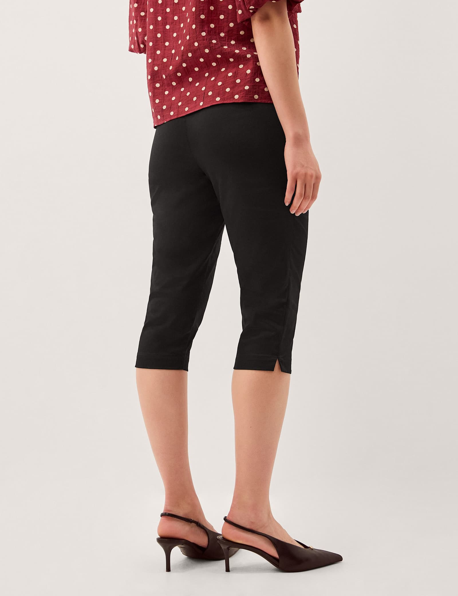 Cotton Rich Cropped Capri Trousers - image 5