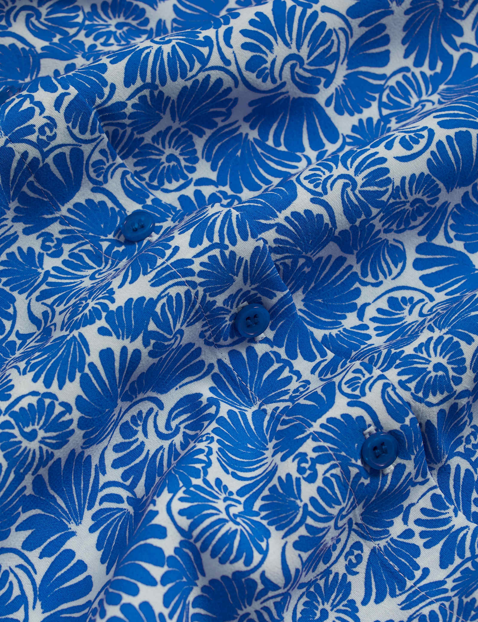 Printed Collarless Angel Sleeve Blouse - image 3