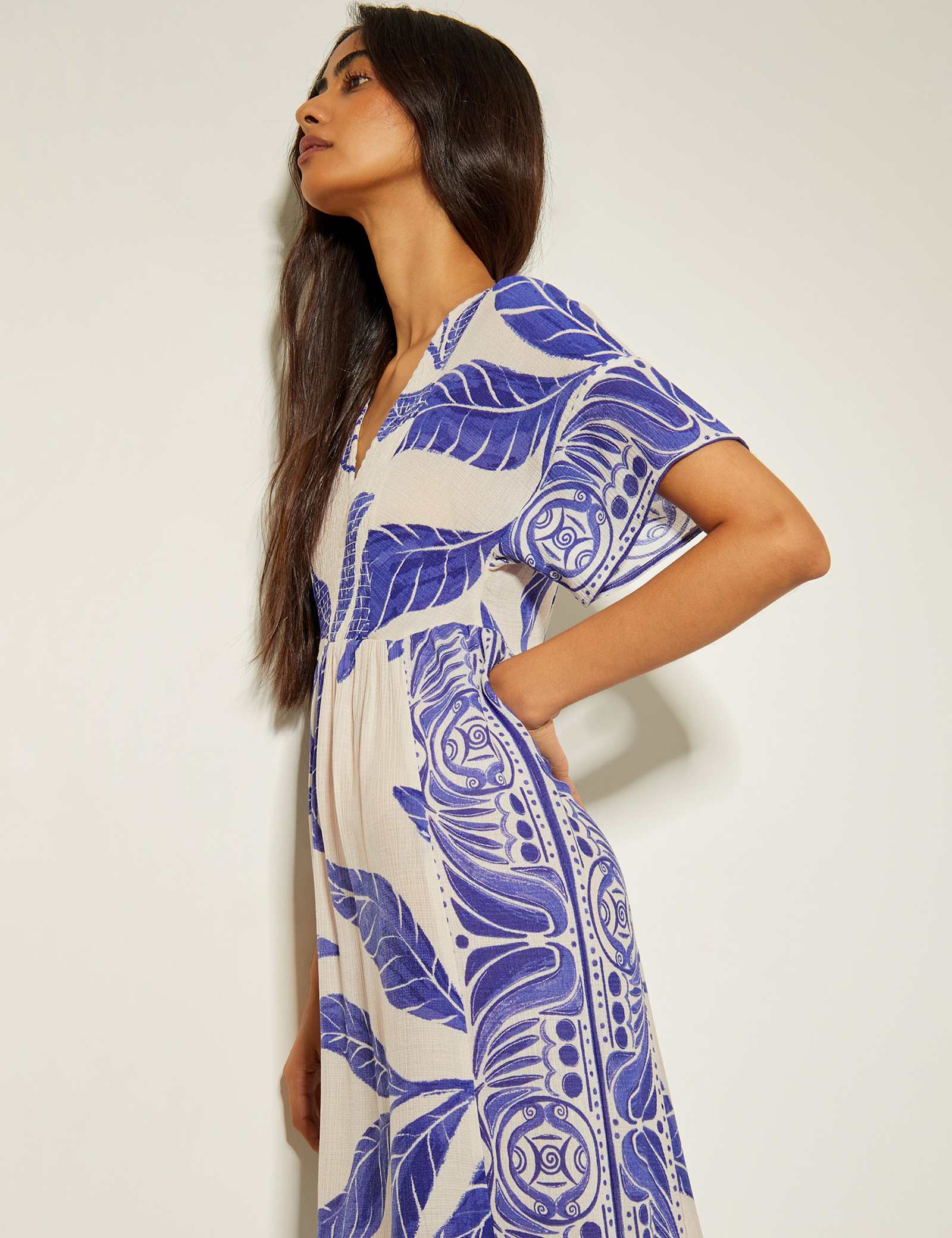Printed V-Neck Midi Shirred Beach Dress - image 4