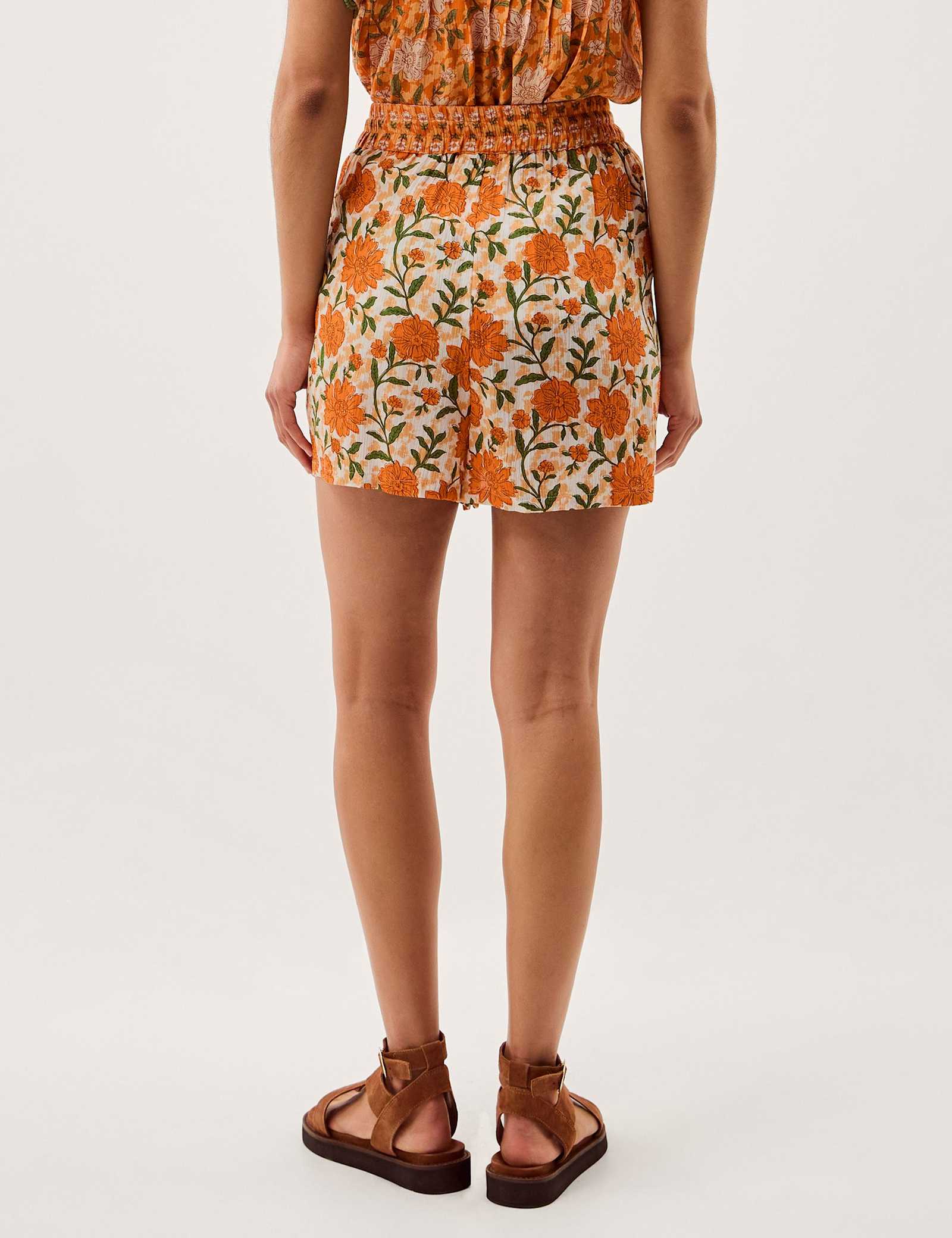 Floral Shorts - image 3