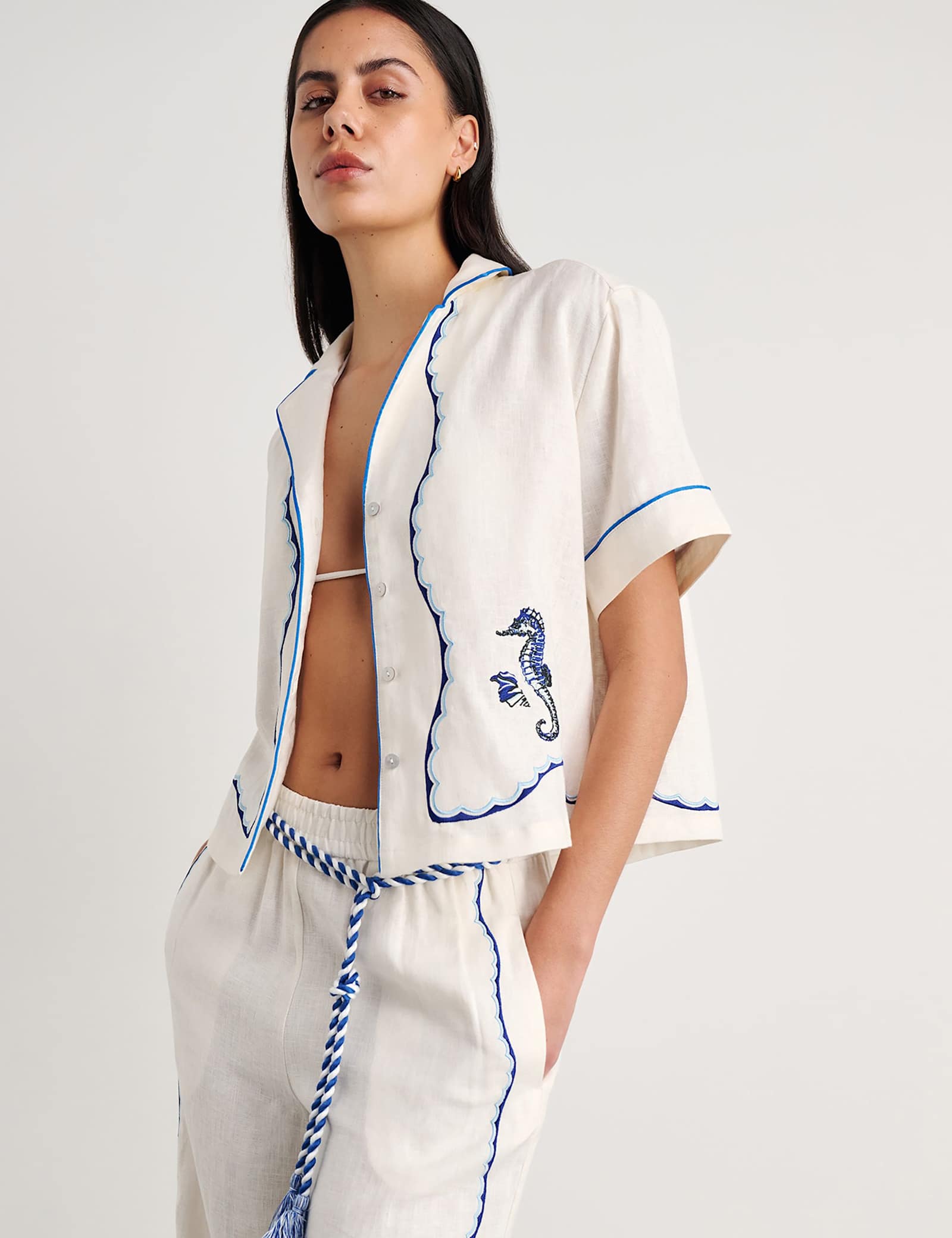 Pure Linen Seahorse Embroidery Cropped Shirt - image 4