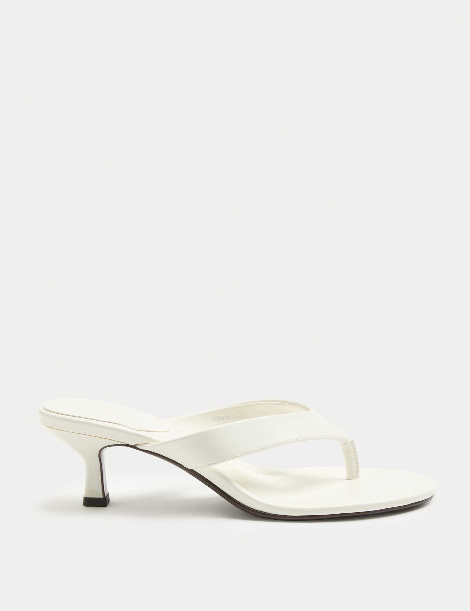 Kitten Heel Toe Post Sandals - image 2