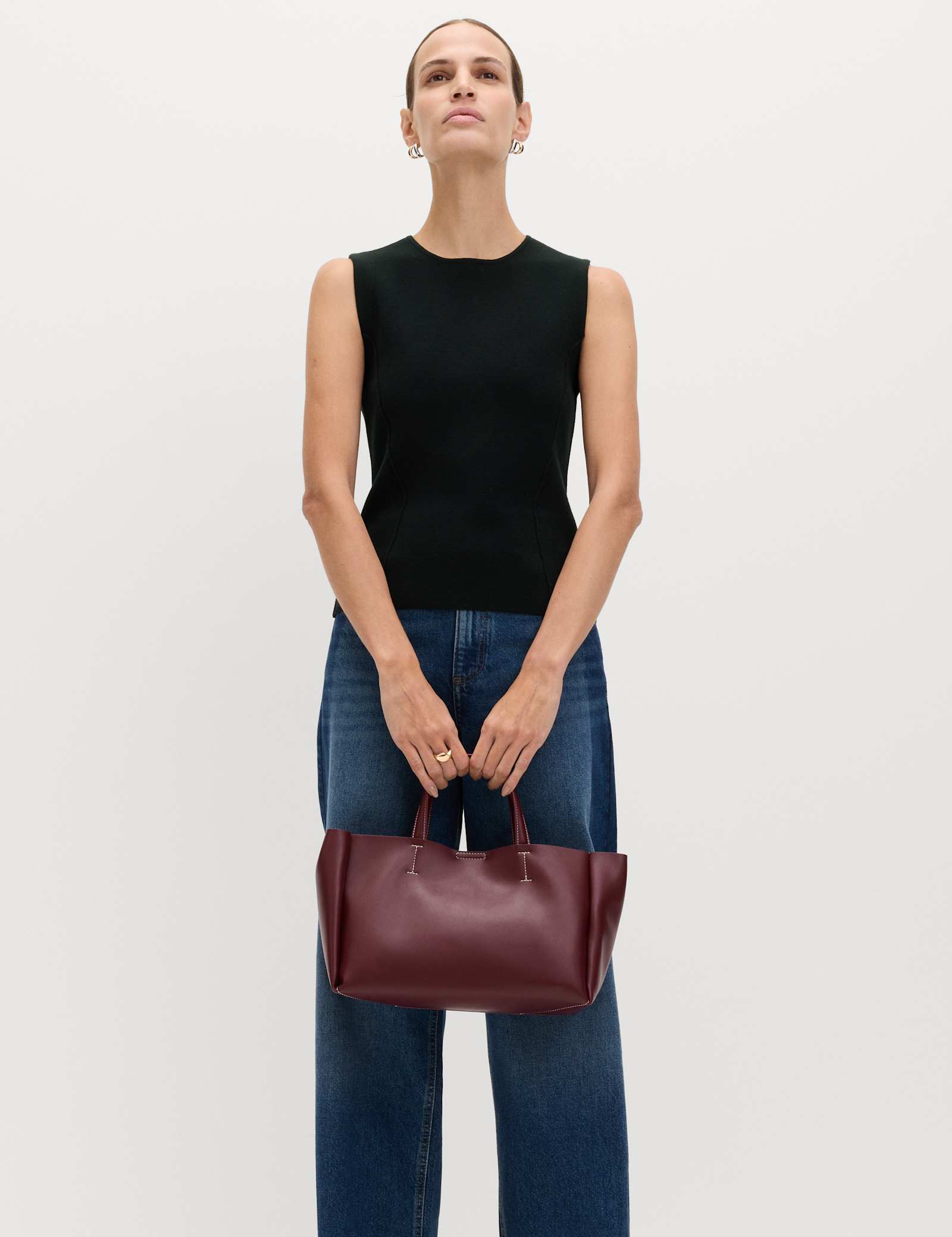 Textured Waisted Slim Fit Knitted Vest - image 3