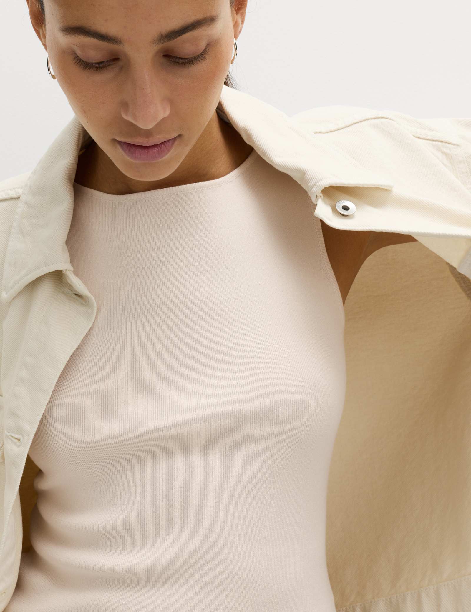Crew Neck Slim Fit Knitted Vest - image 3