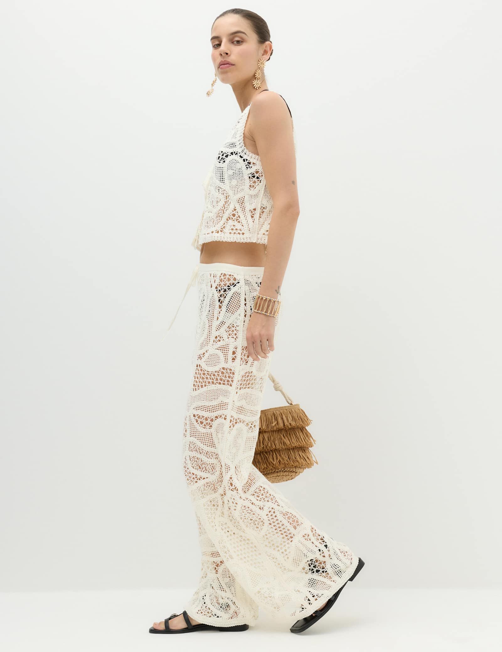 Crochet-Style Cropped Knitted Waistcoat - image 5