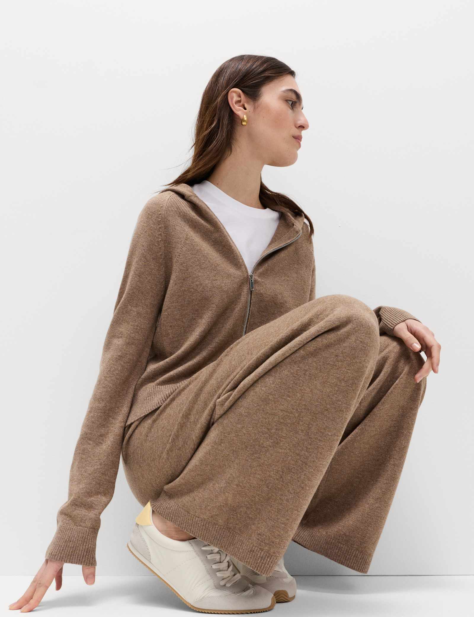 Air-Yarn Wide Leg Knitted Trousers - image 3