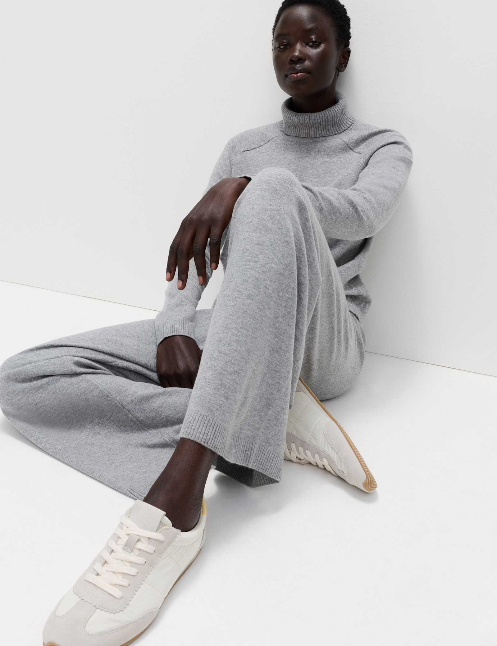 Air-Yarn Wide Leg Knitted Trousers - image 2
