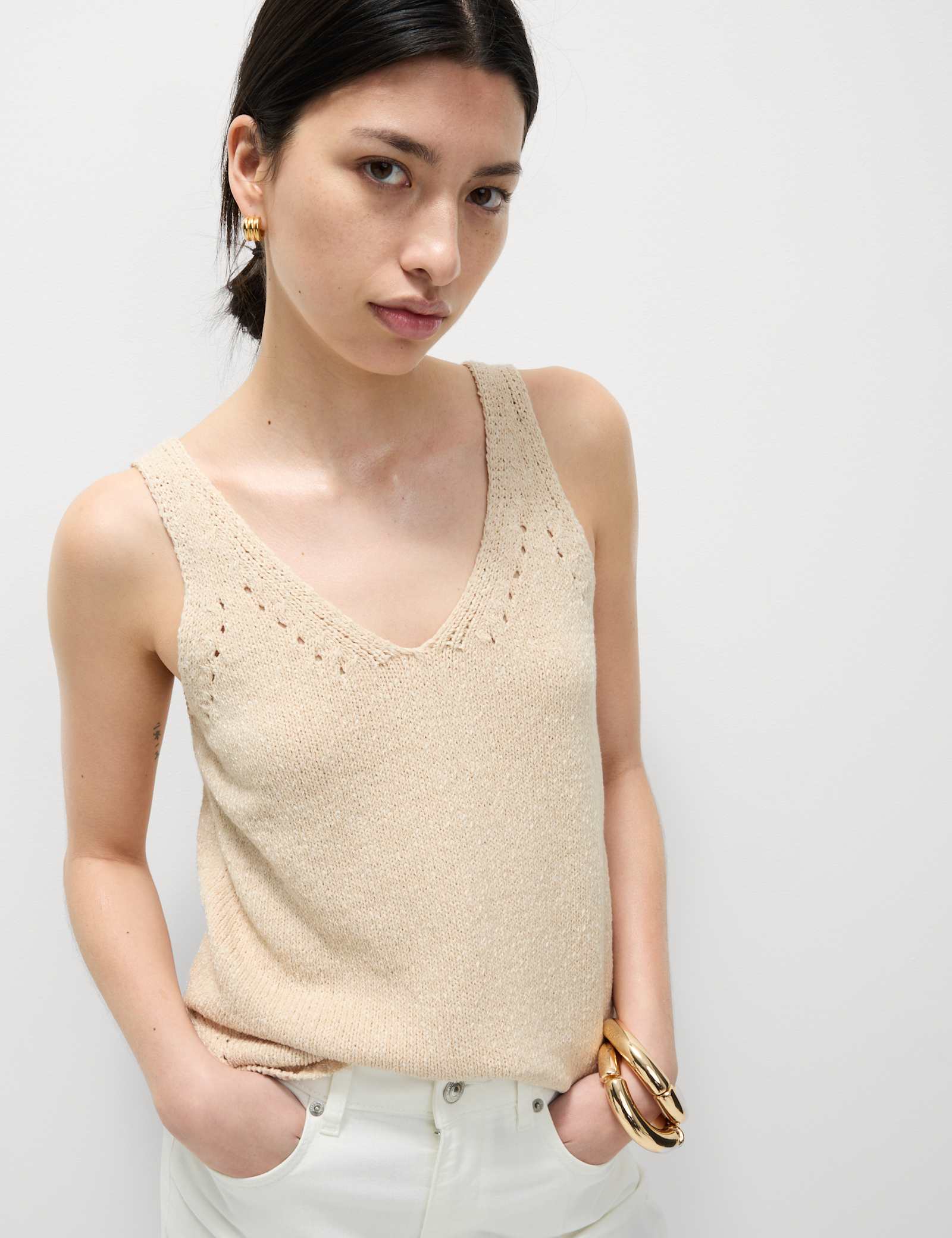 Cotton Blend Textured V-Neck Knitted Vest - image 5