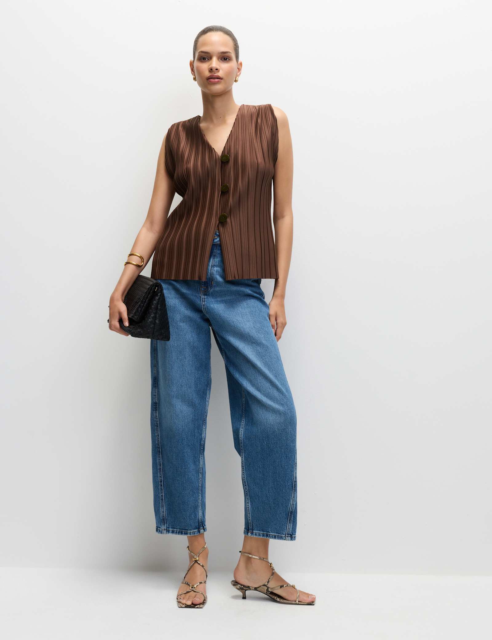 Plisse V-Neck Button Through Waistcoat - image 5