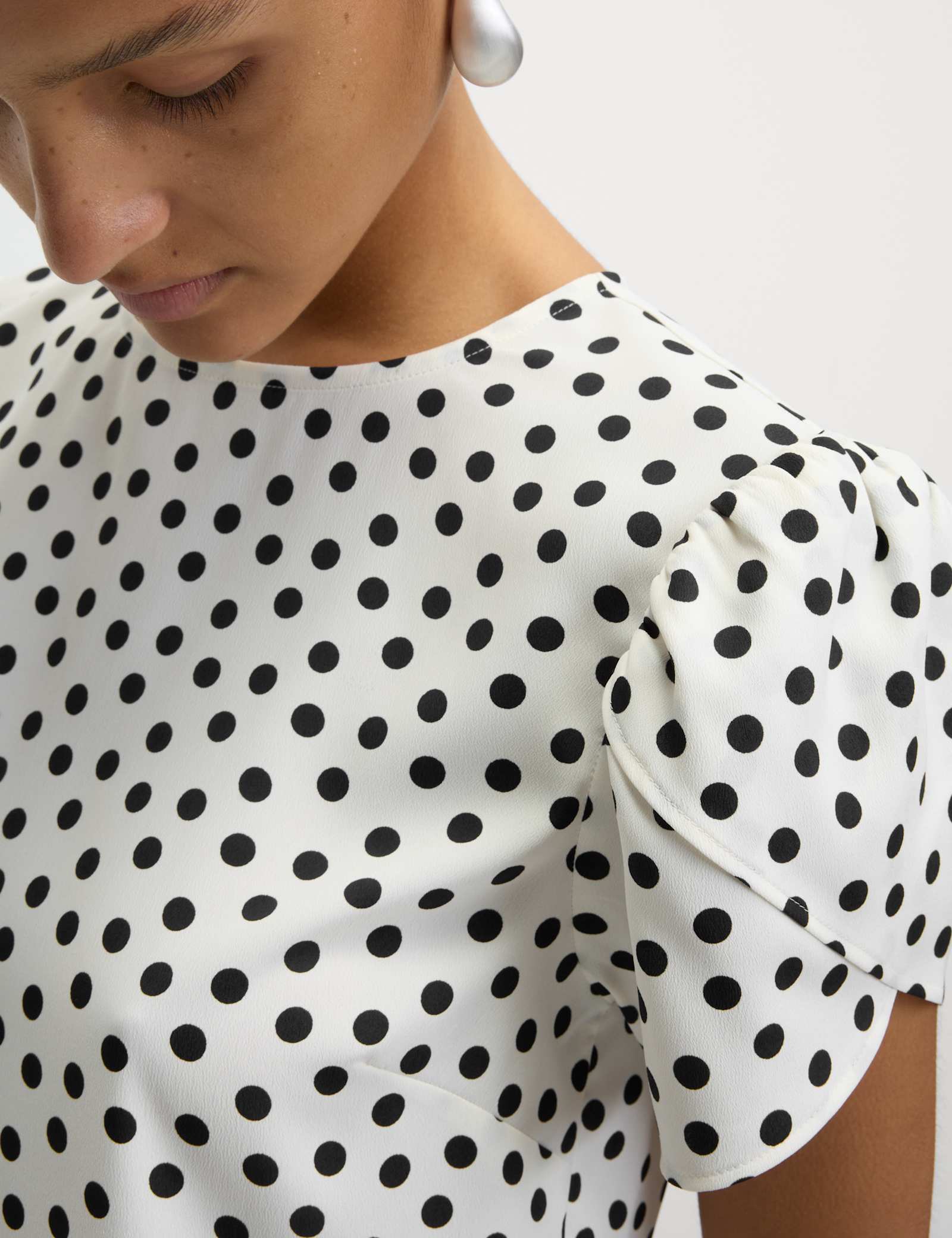 Printed Puff Sleeve Top - image 5