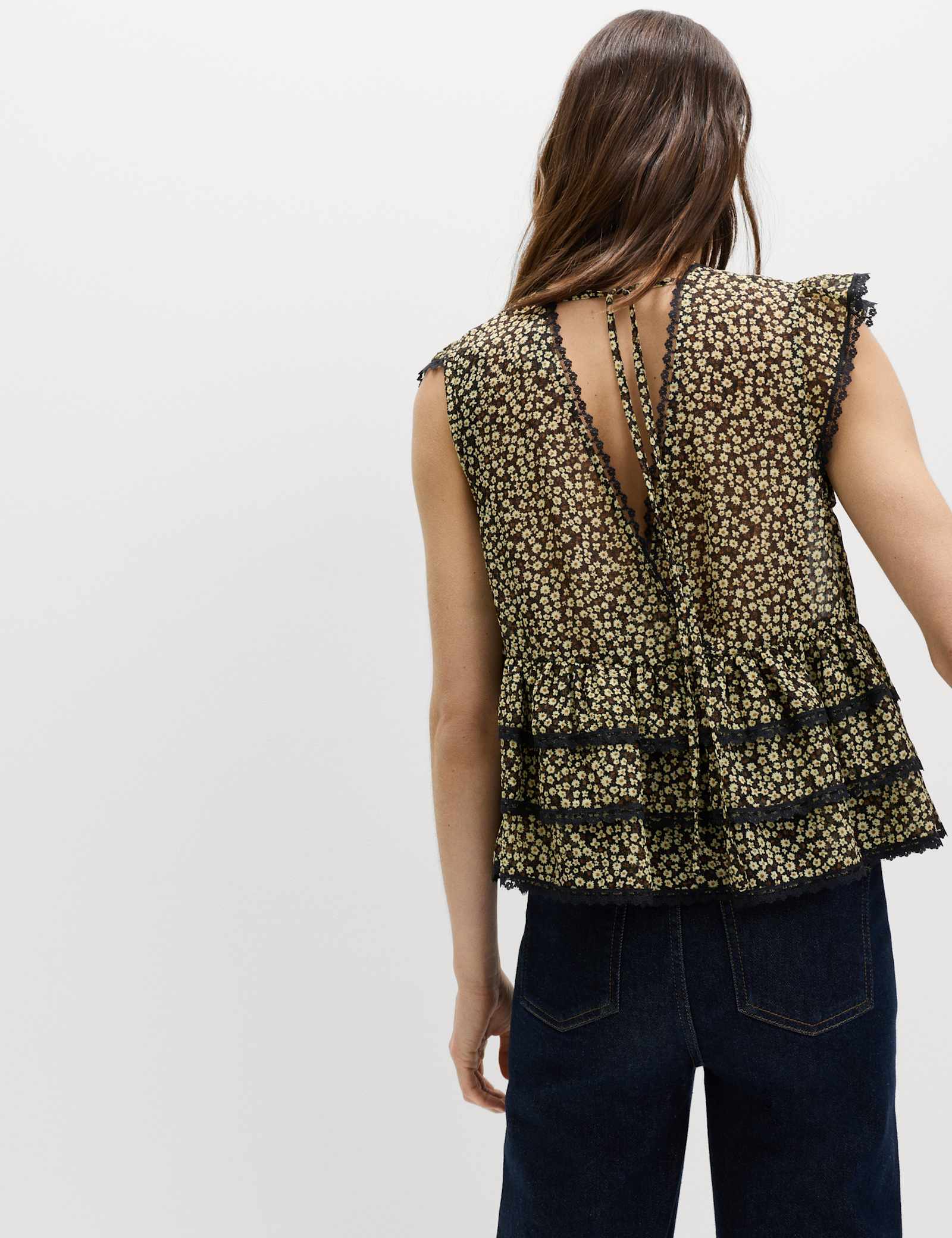 Ditsy Floral V-Neck Ruffle Top - image 5