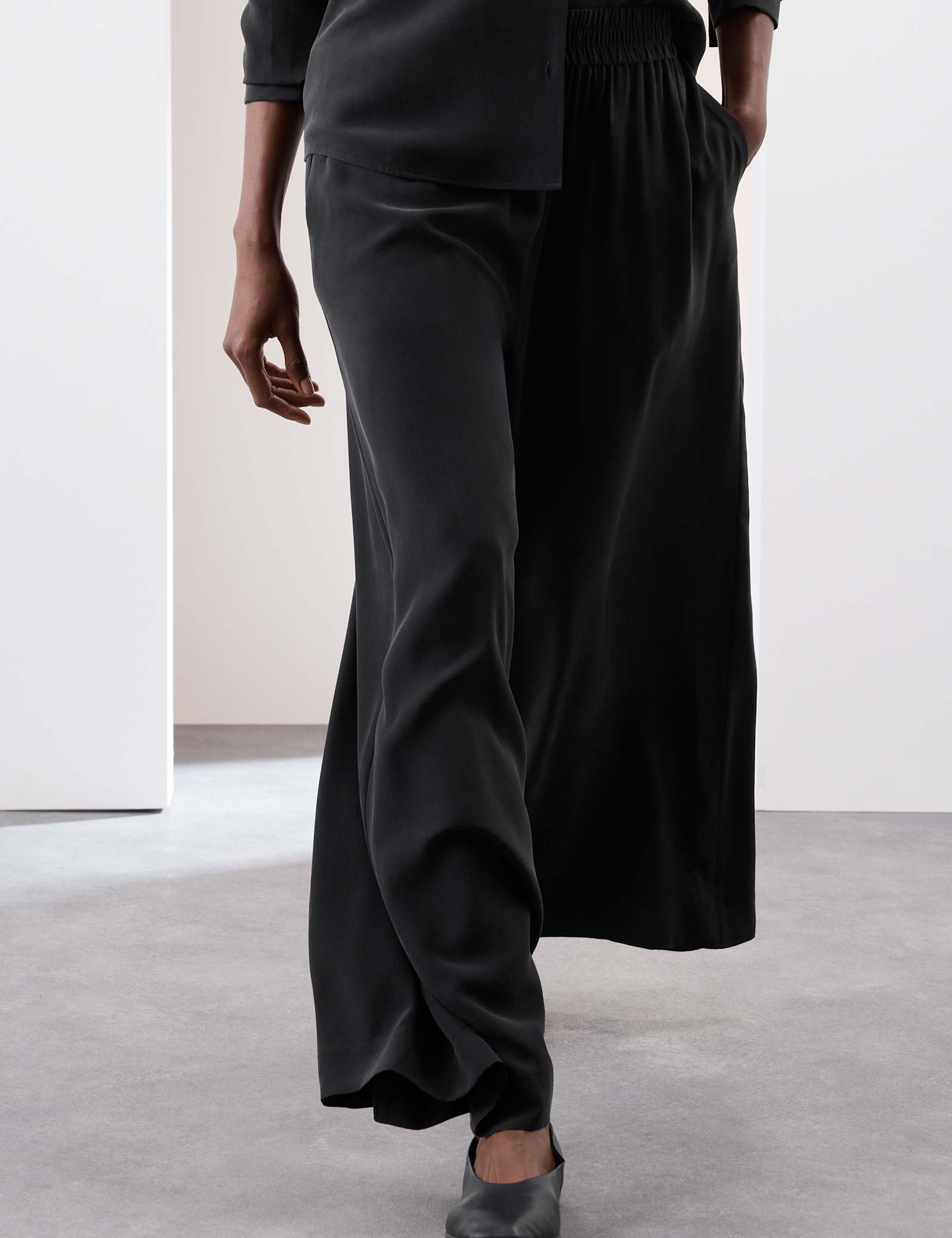 Silk Pull On Wide Leg Trousers - image 2
