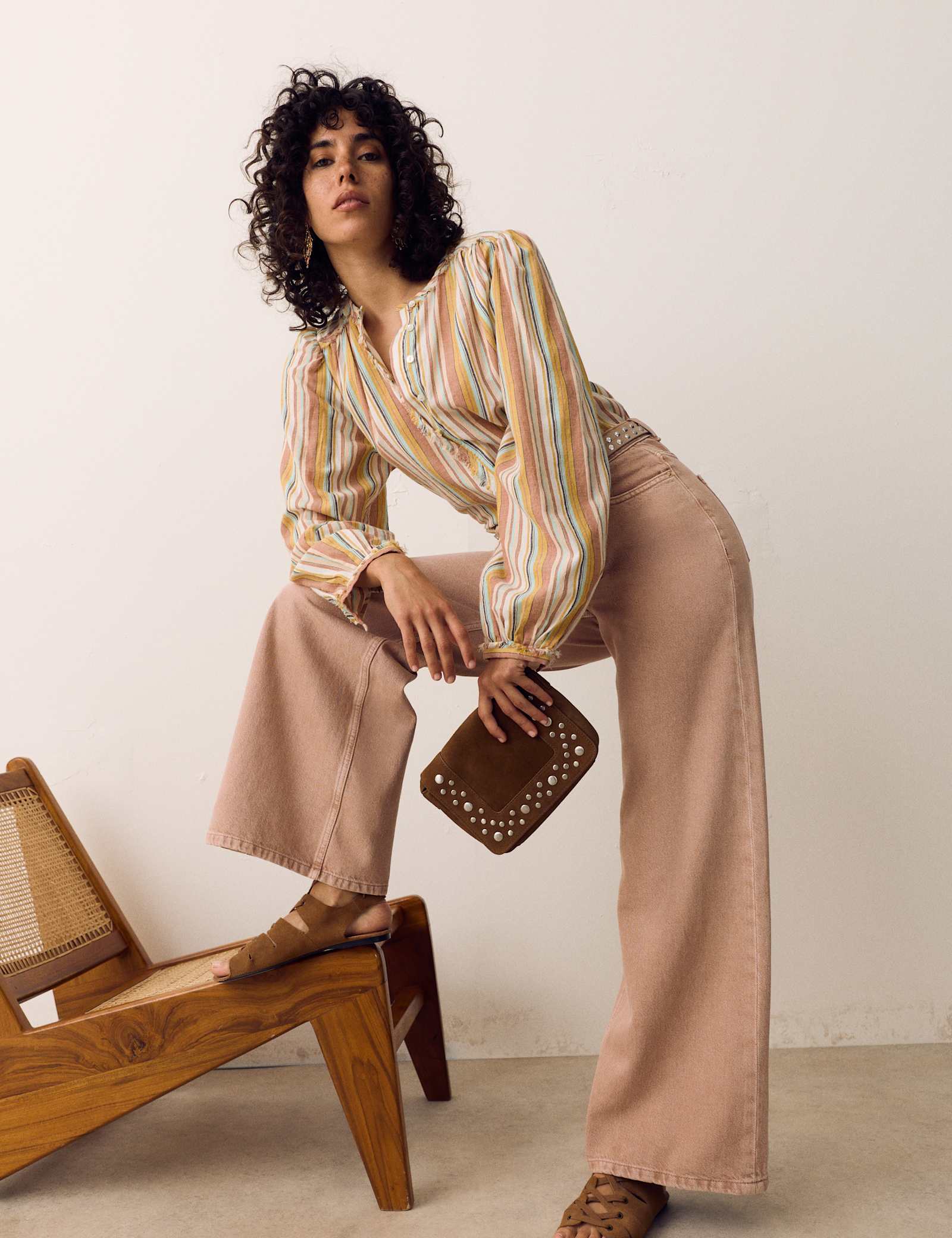 High Waisted Wide Leg Jeans - image 4