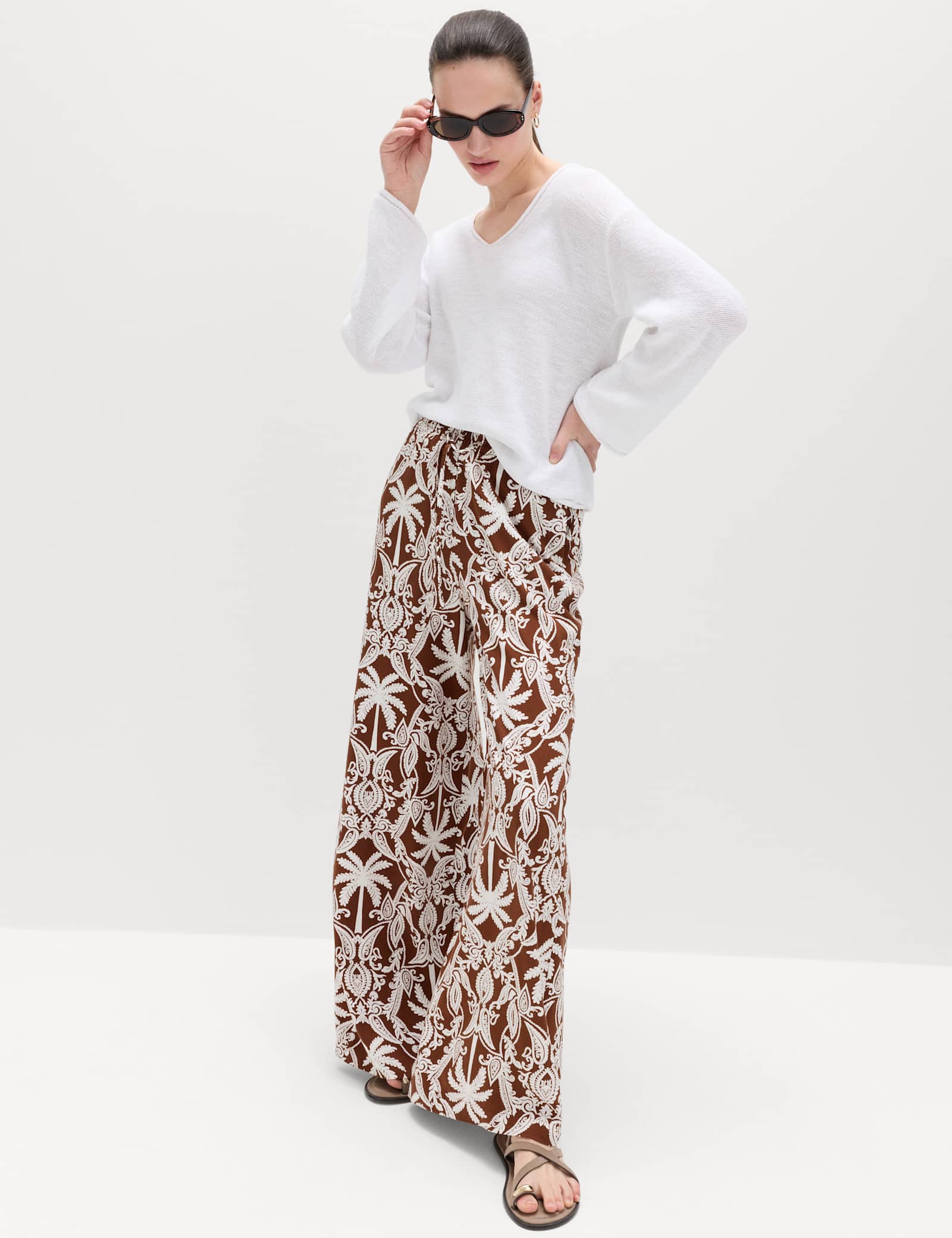 Printed Pull On Wide Leg Trousers - image 4