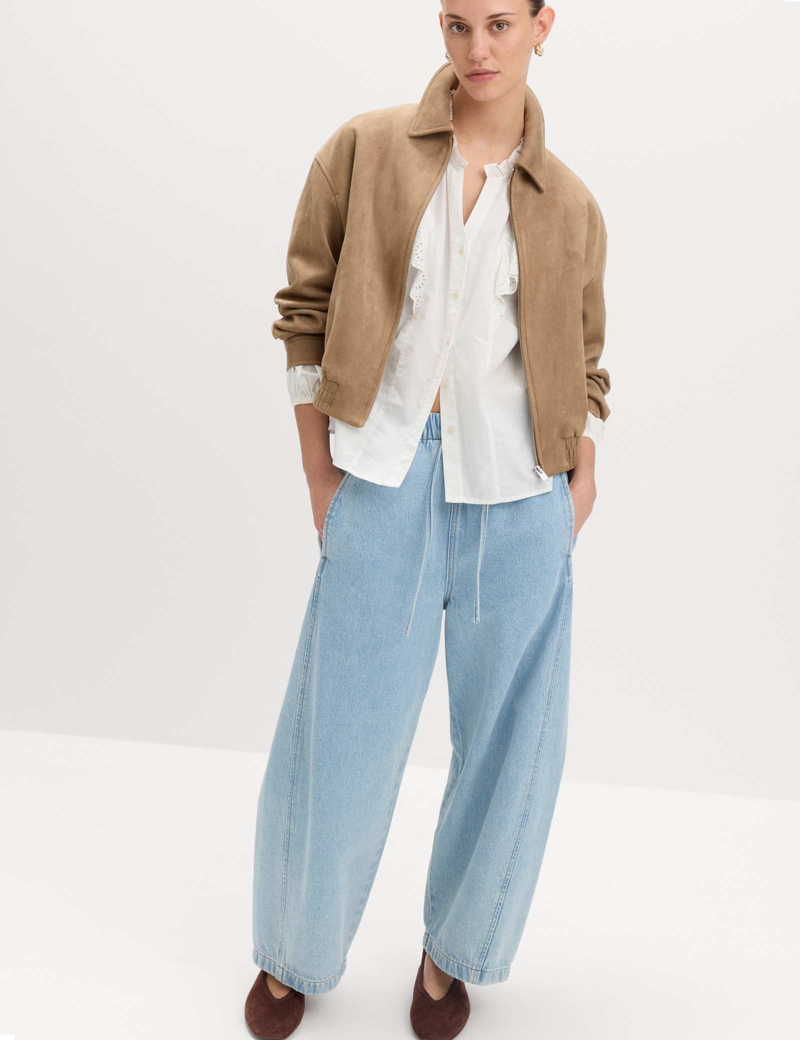 Pull On High Waisted Barrel Leg Jeans - image 3