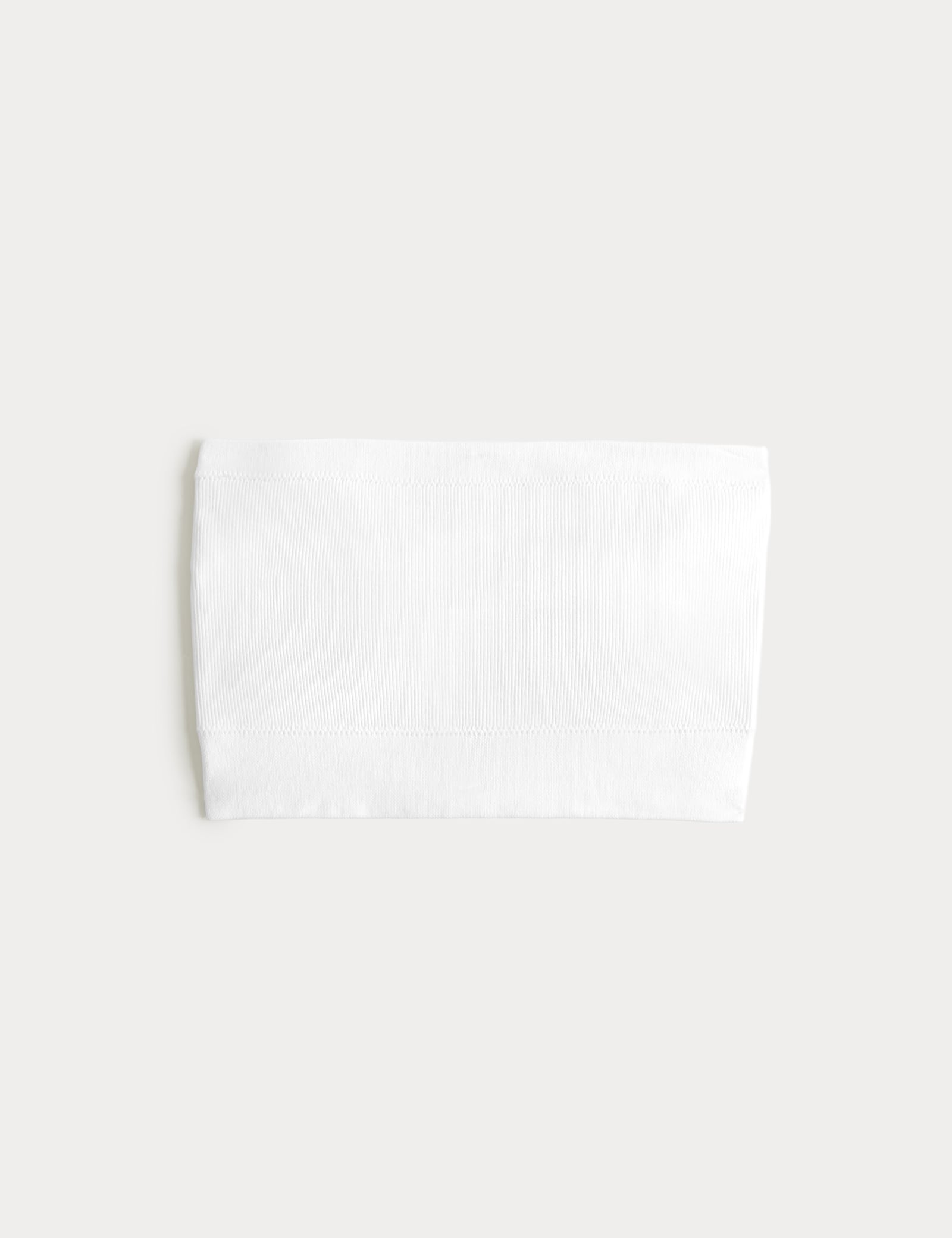 Seamless Non Wired Bandeau Bra - image 3