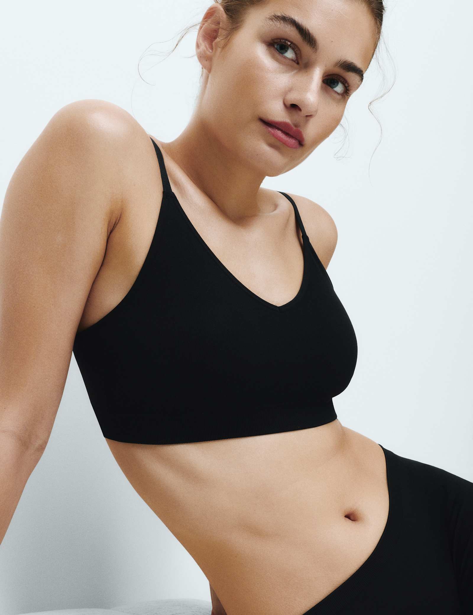 3pk Seamless Non Wired Bralettes - image 2