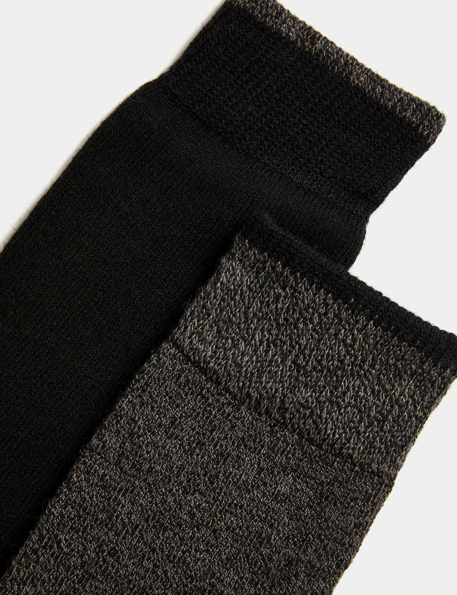 2 Pack Heatgen Maximum Warmth Longer Length Thermal Socks - image 3