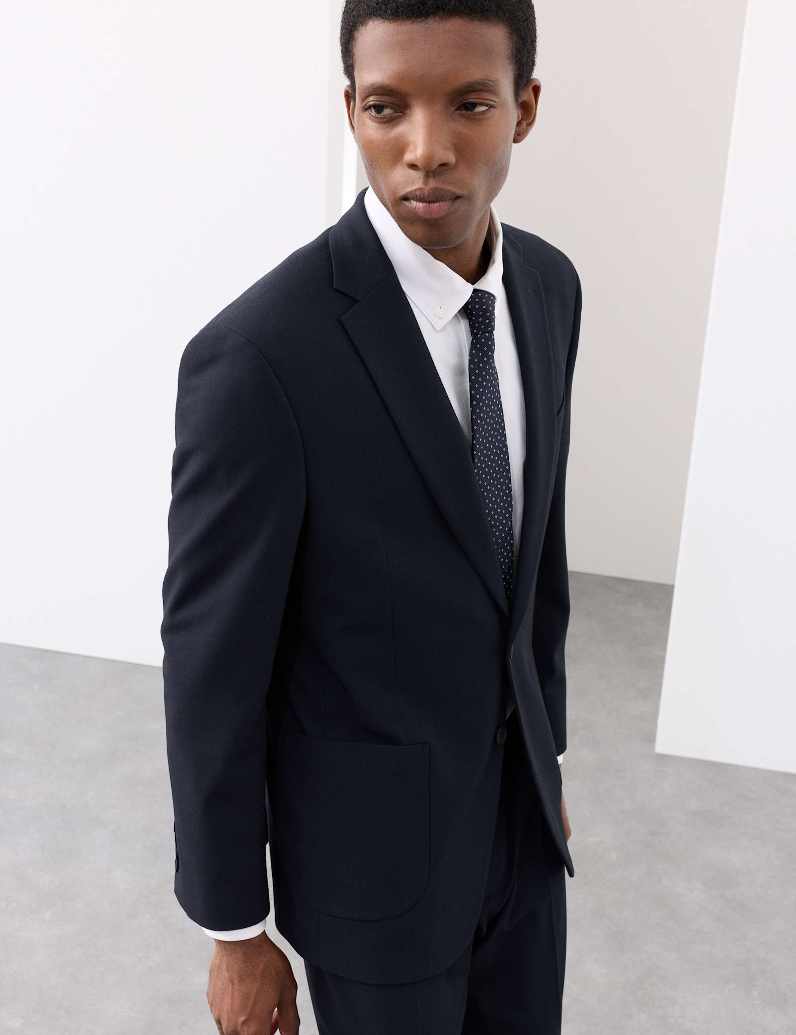 Tailored Fit Performance Jacket - image 4