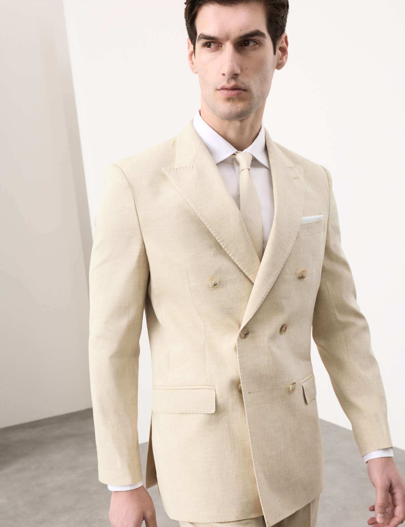 Tailored Fit Italian Performance Linen Blend Double Breasted Suit Jacket - image 4