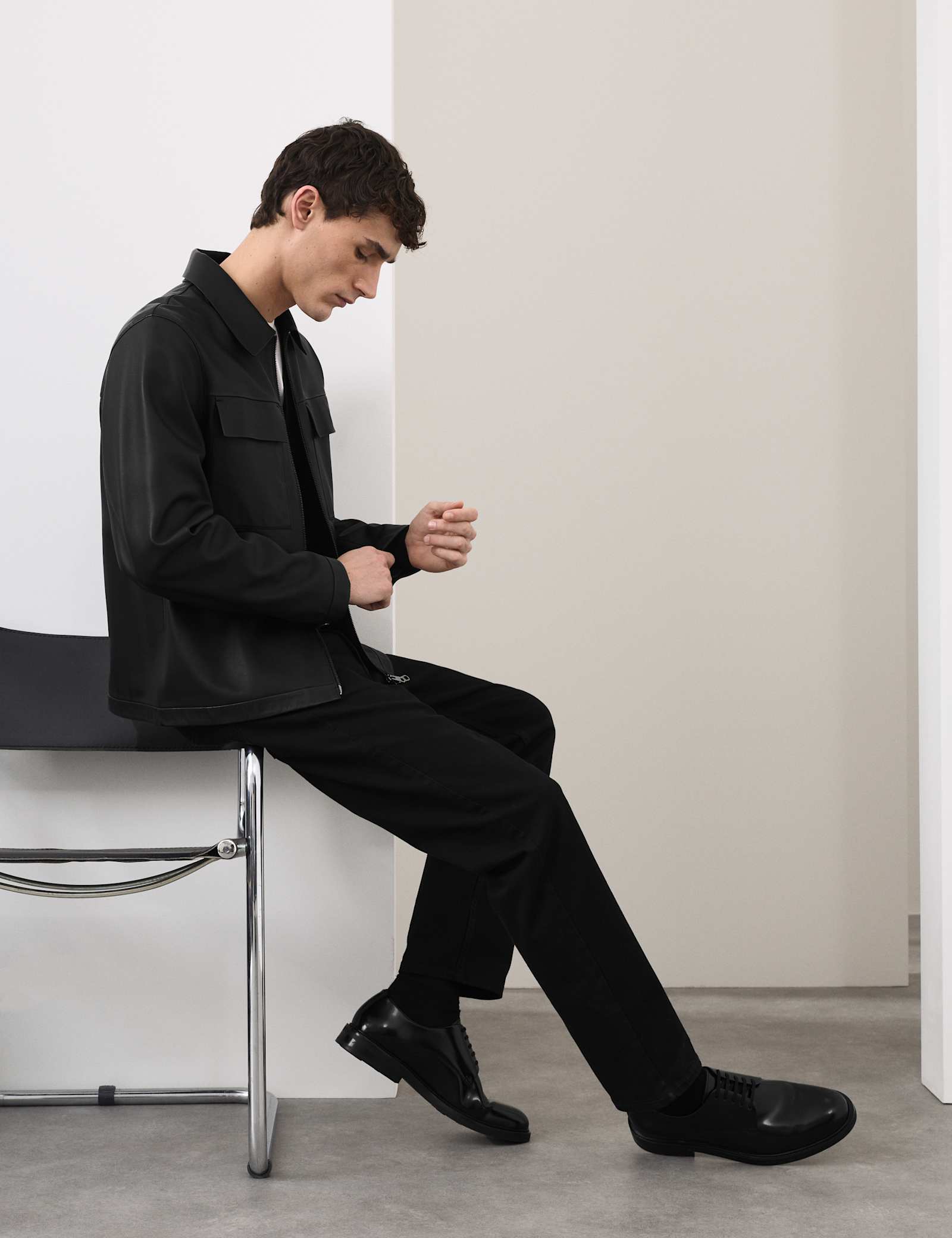 Lightweight Leather Jacket - image 5
