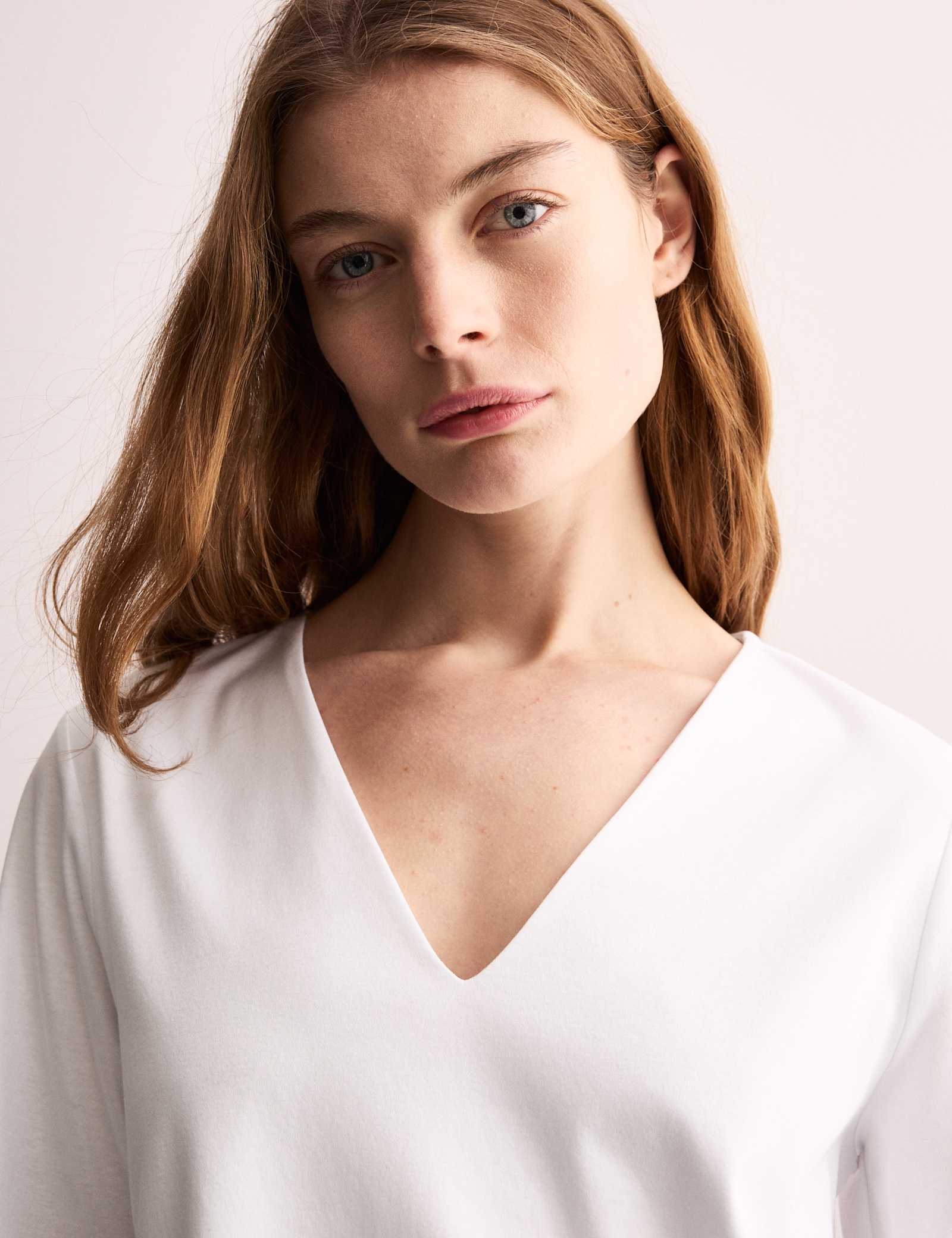 Mercerised Cotton V-Neck Boxy T-shirt - image 5
