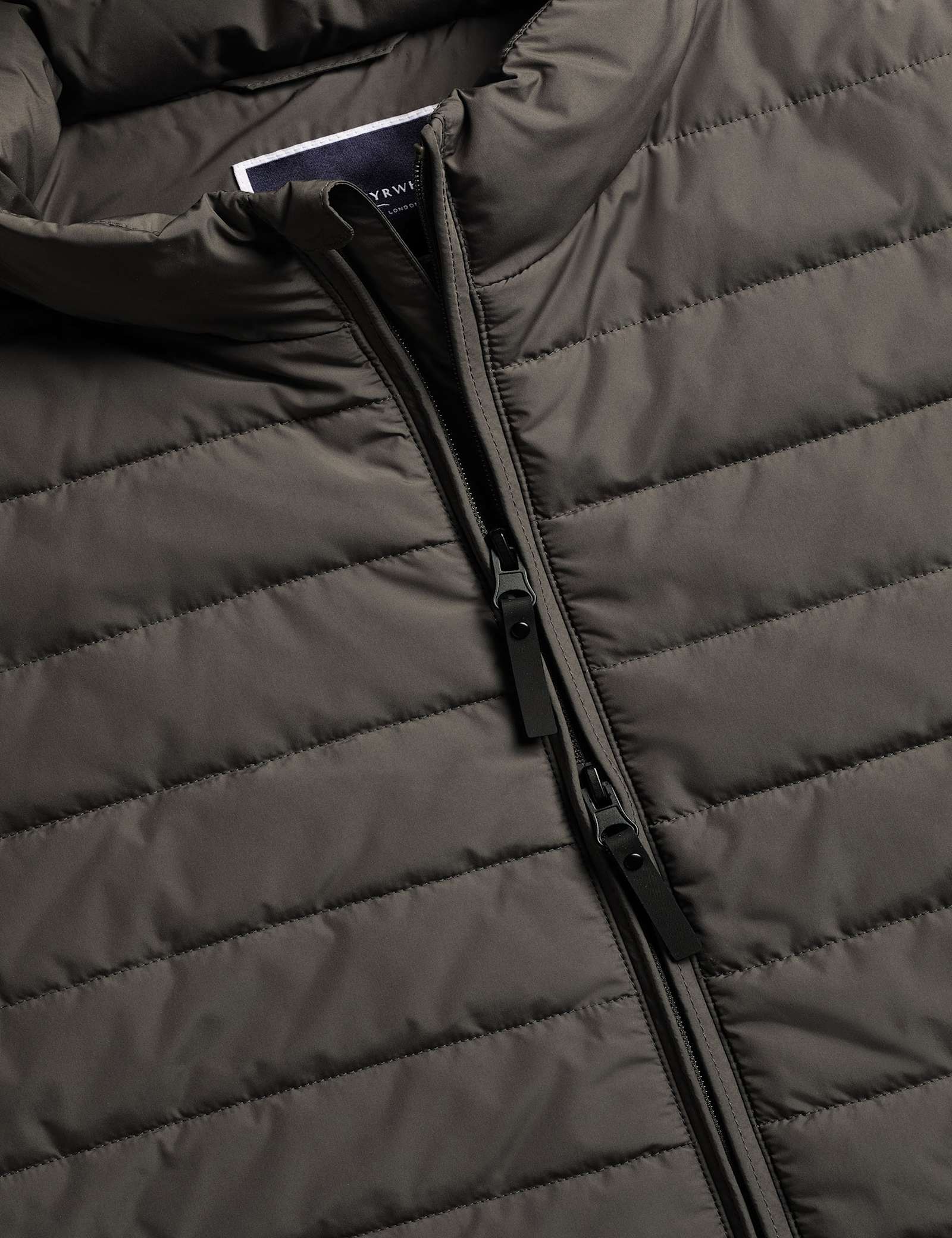 Lightweight Quilted Gilet - image 2