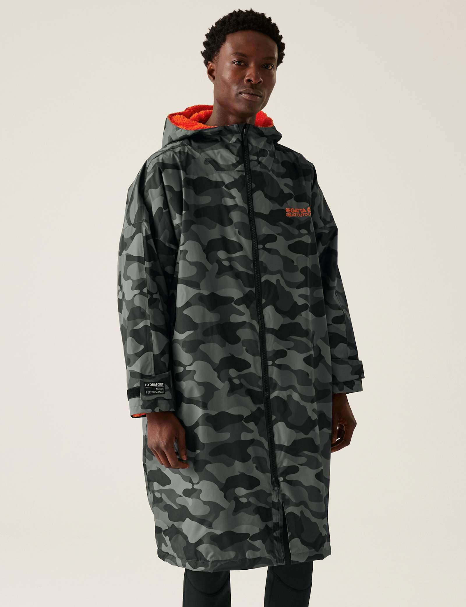 Waterproof Hooded Changing Robe - image 3