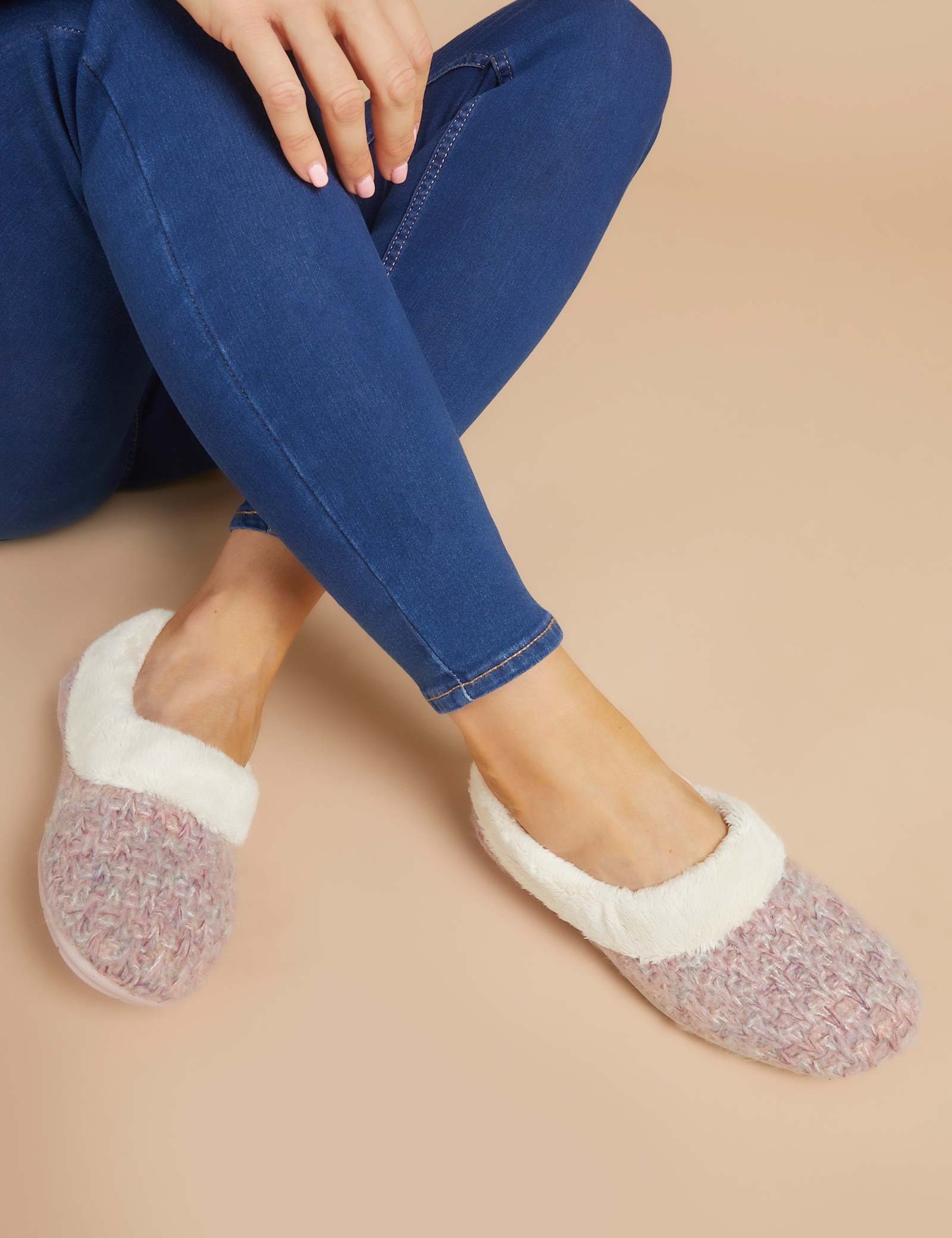 Faux Fur Lined Round Toe Slippers - image 2