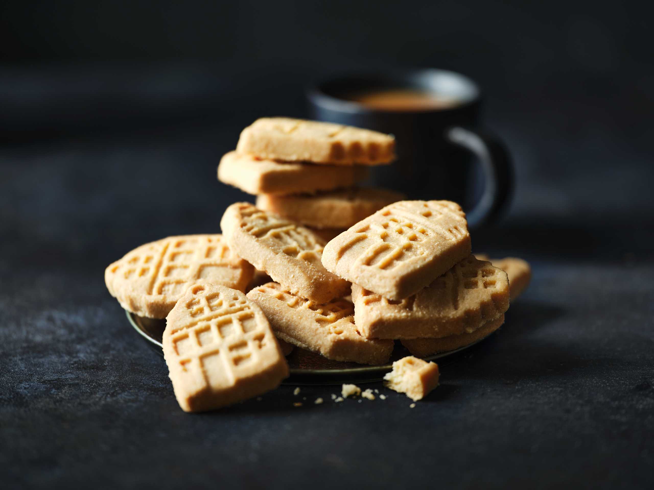 Penny Bazaar All Butter Shortbread Biscuit Tin 2 of 2