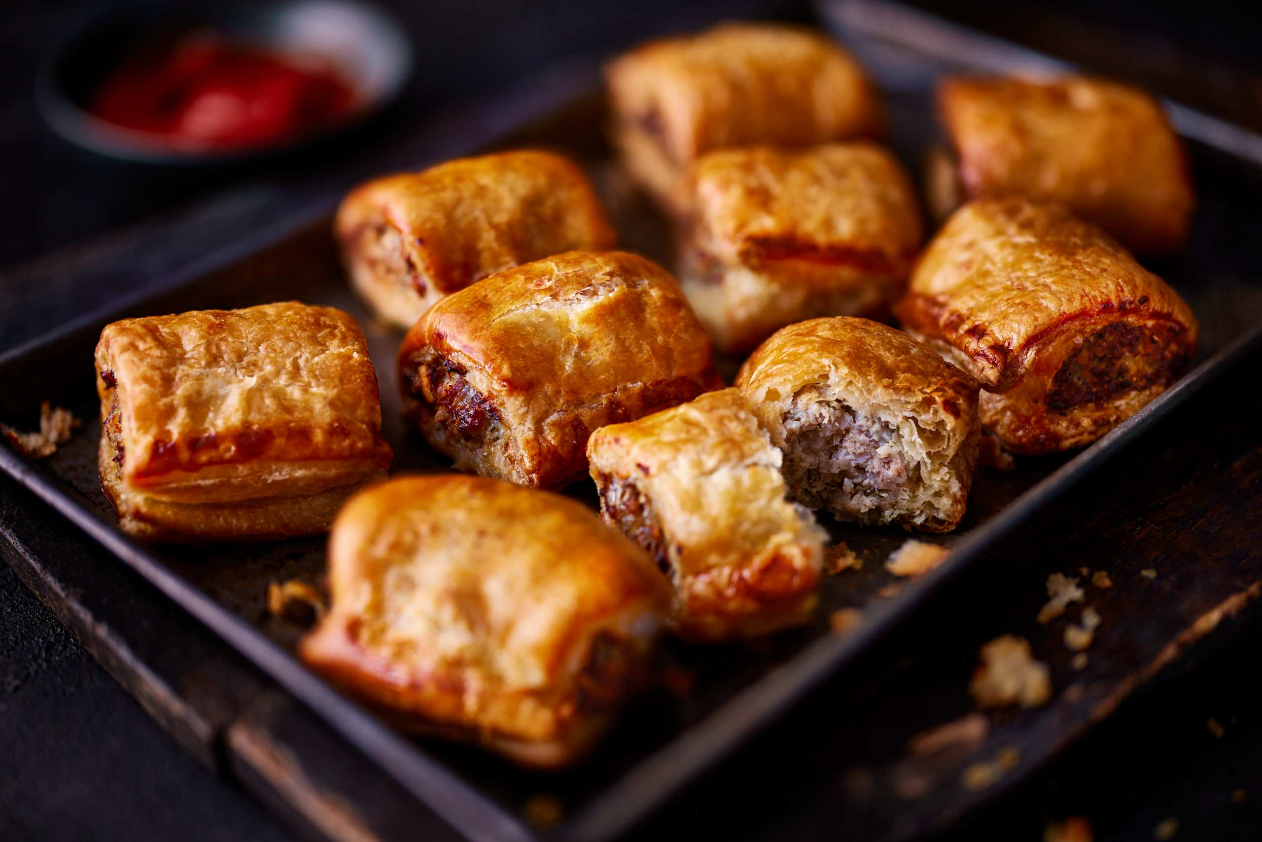 Collection 4 Classic Pork Sausage Rolls 2 of 2