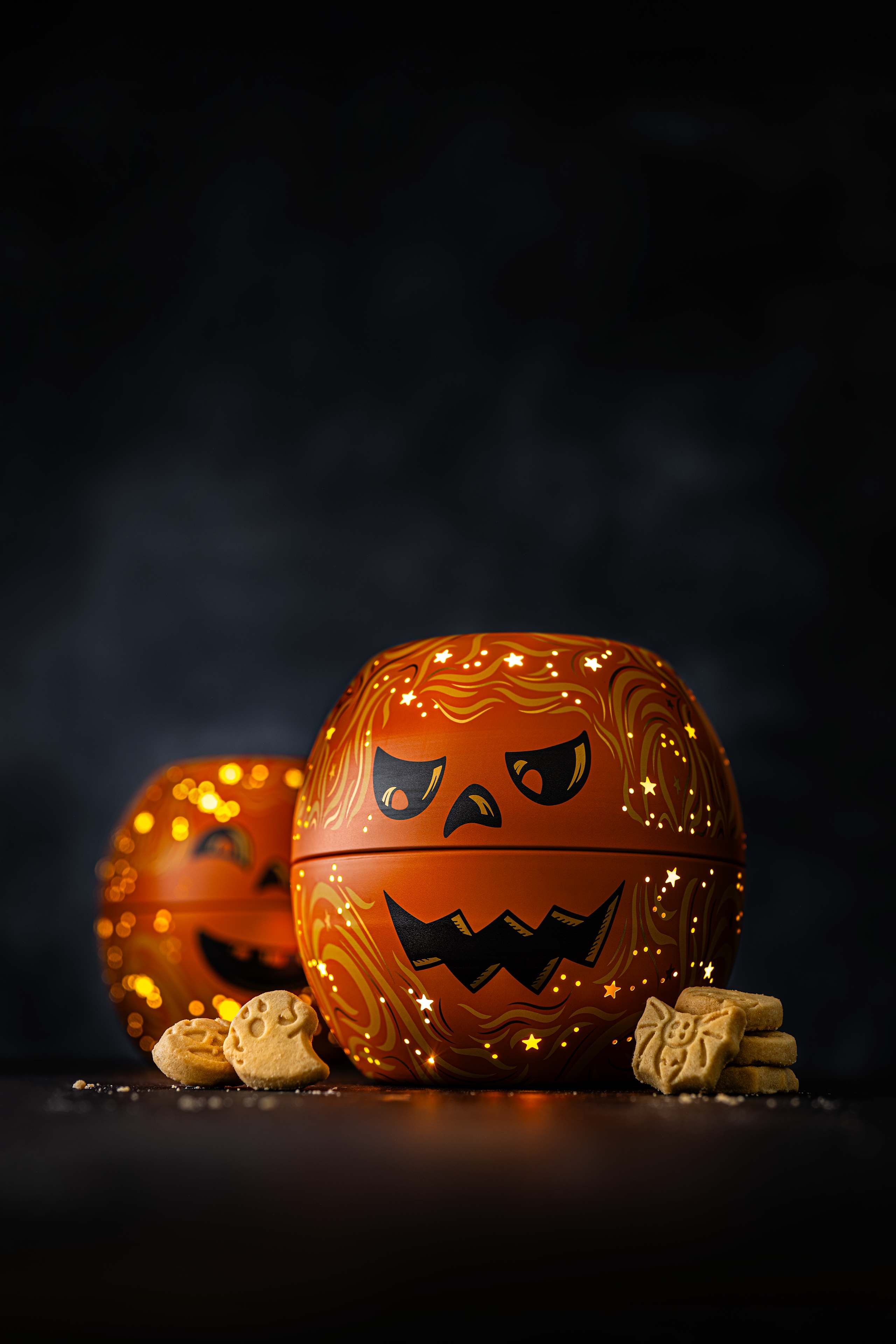 Cookie Pumpkin Light Up Tin 2 of 2