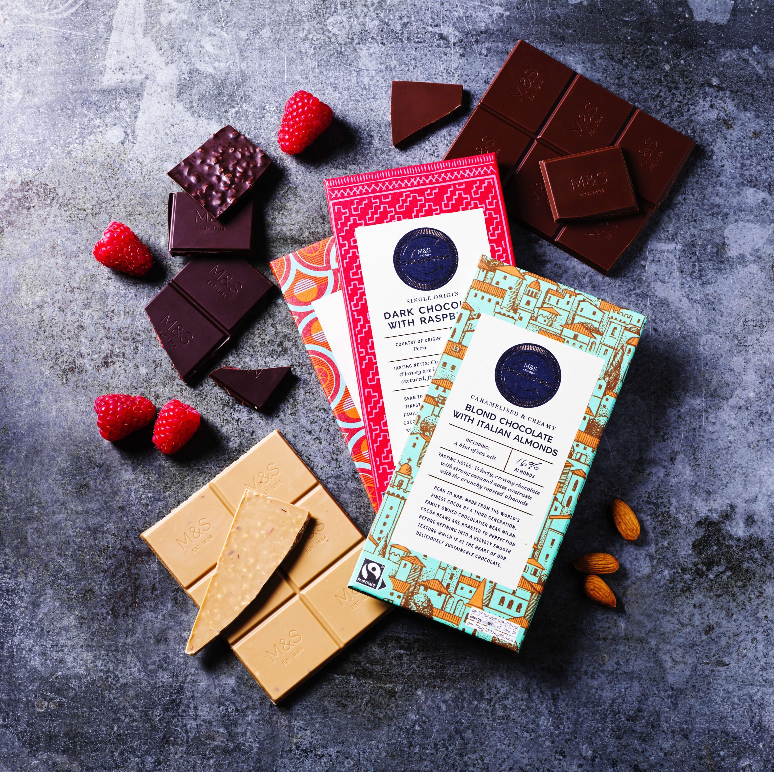 Collection Blond Chocolate With Italian Almonds 3 of 4