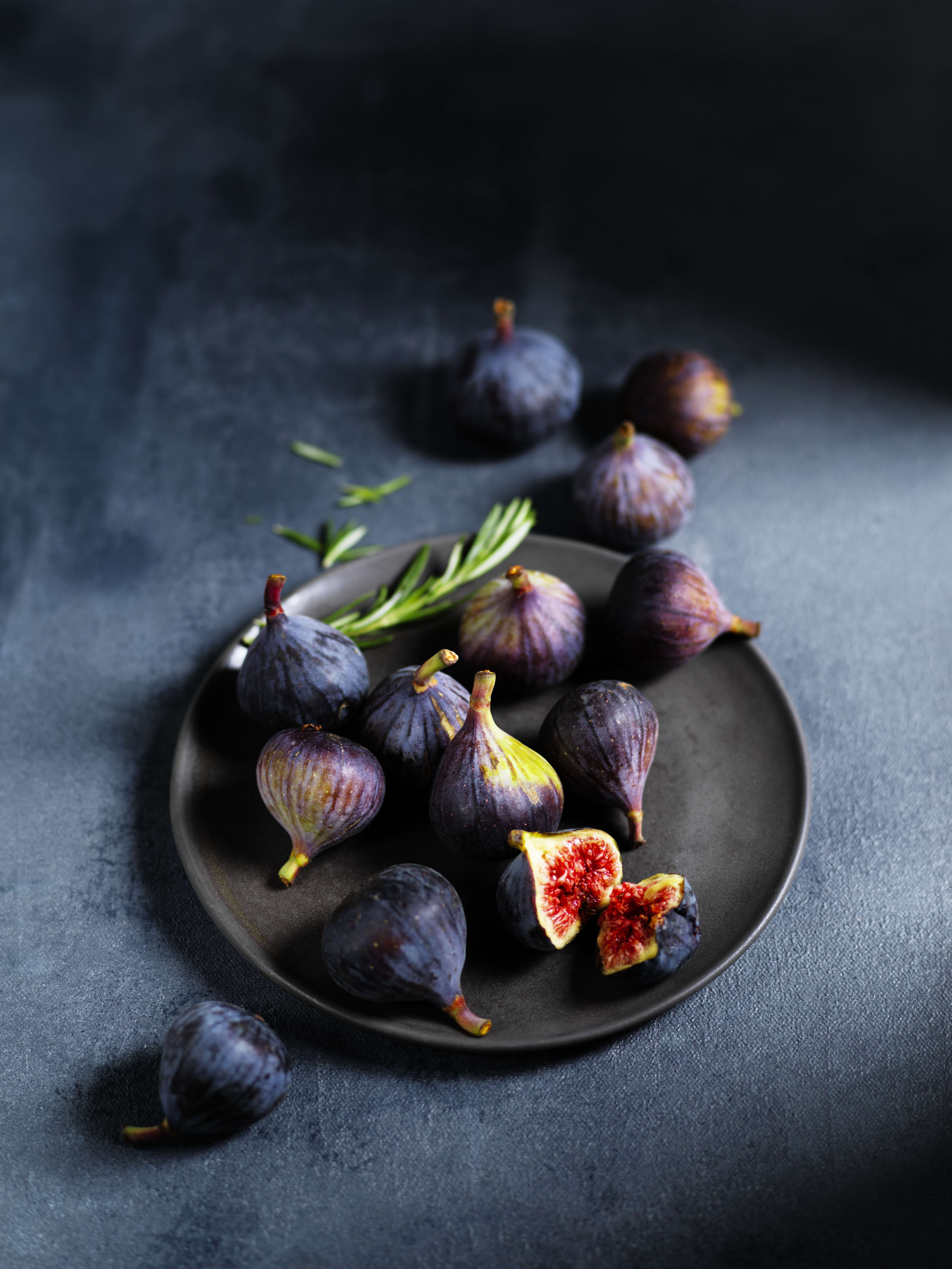 Perfectly Ripe Figs 2 of 3
