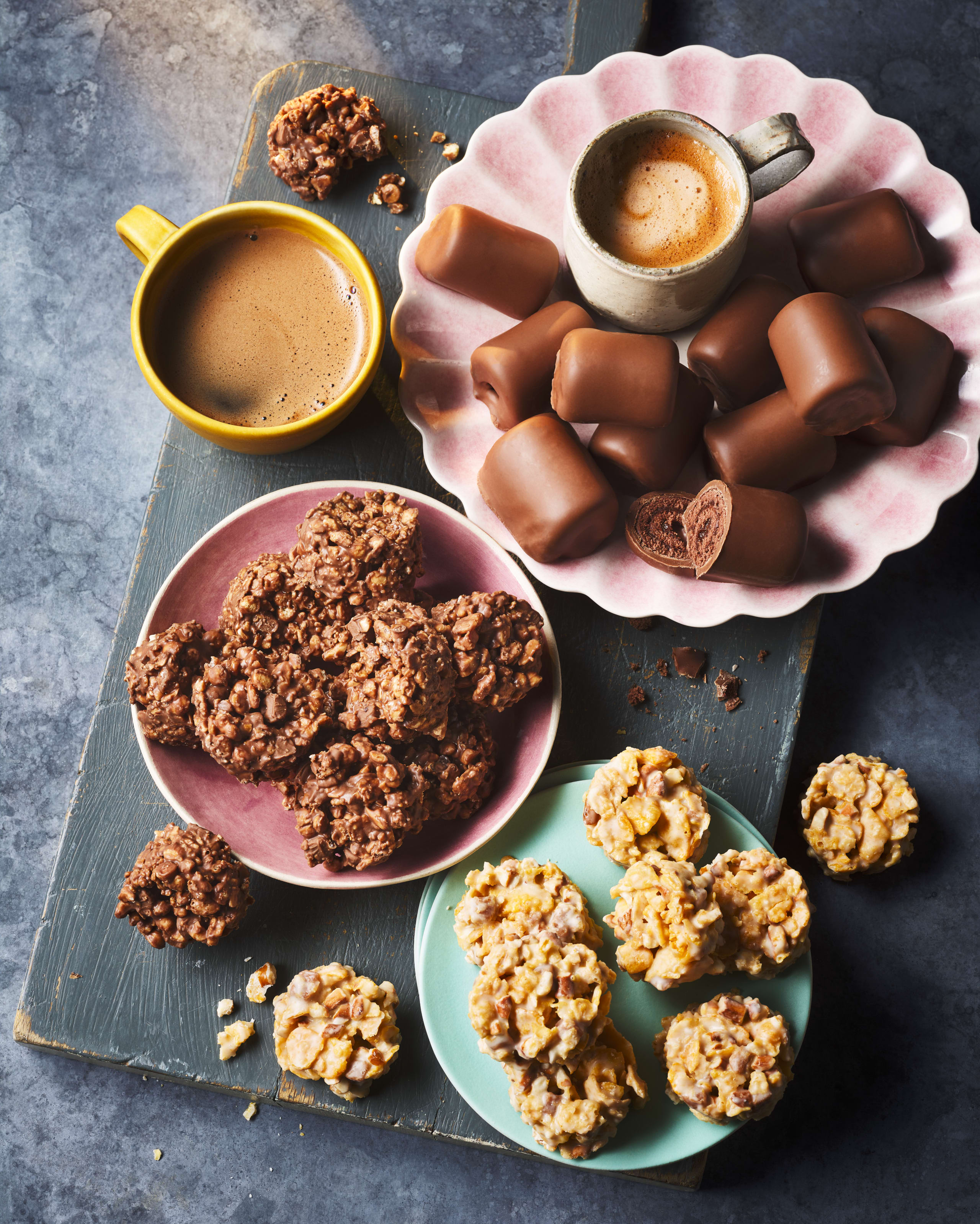 Sweet and Salty Pretzel Fudge Mini Bites 3 of 5
