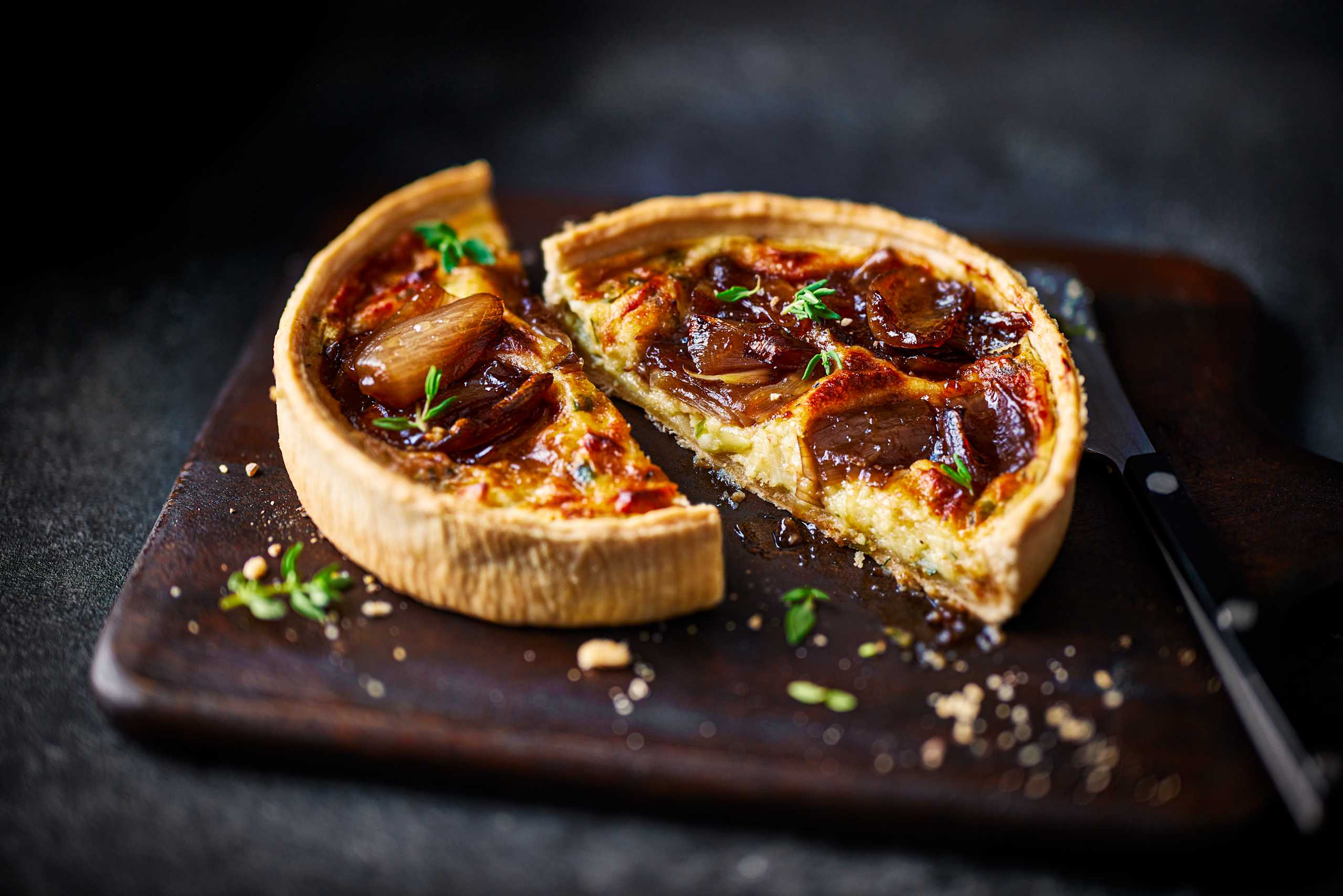 Collection Hand Finished Barber's Cheddar and Caramelised Shallot Quiche 2 of 2
