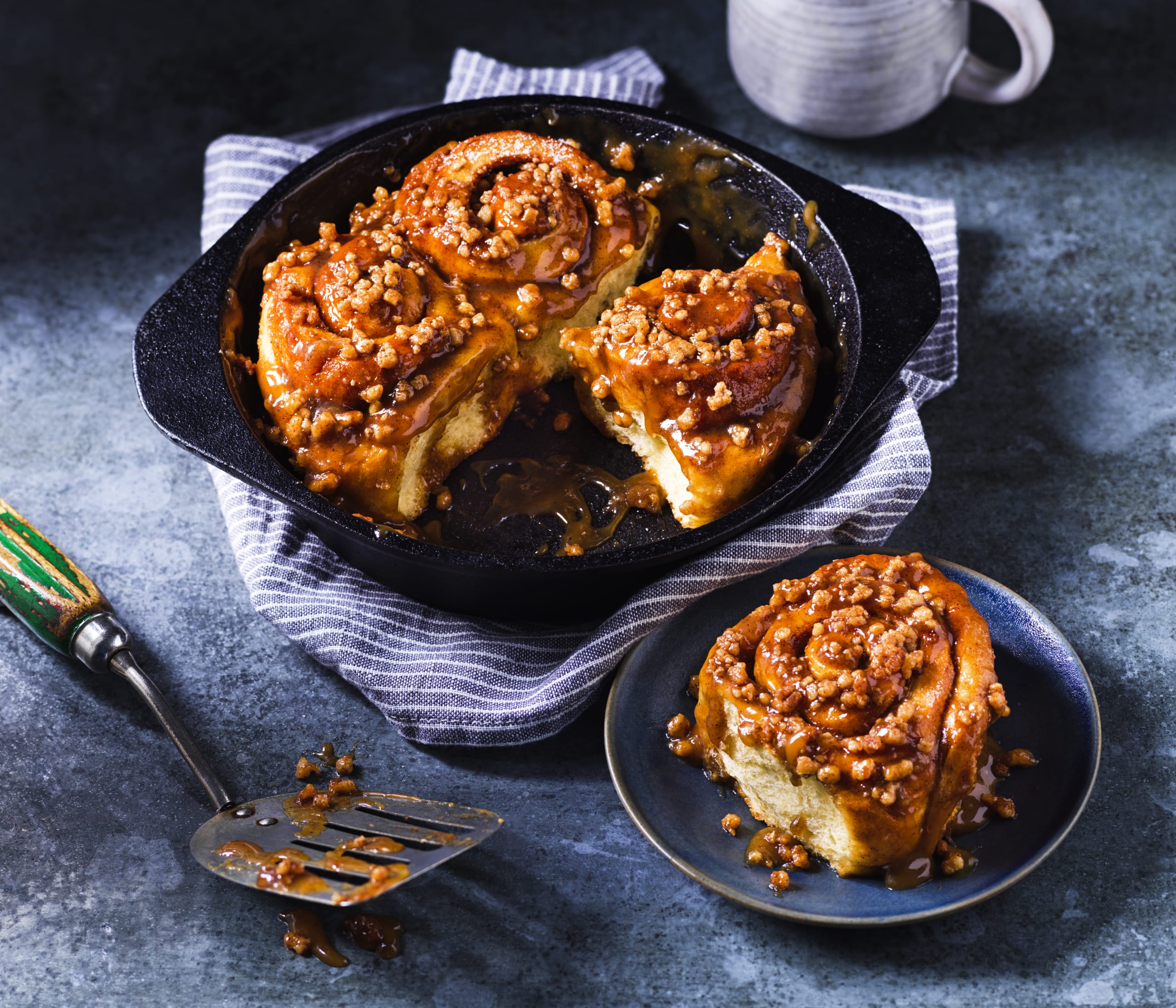 Caramelised Biscuit Sticky Buns 3 of 3
