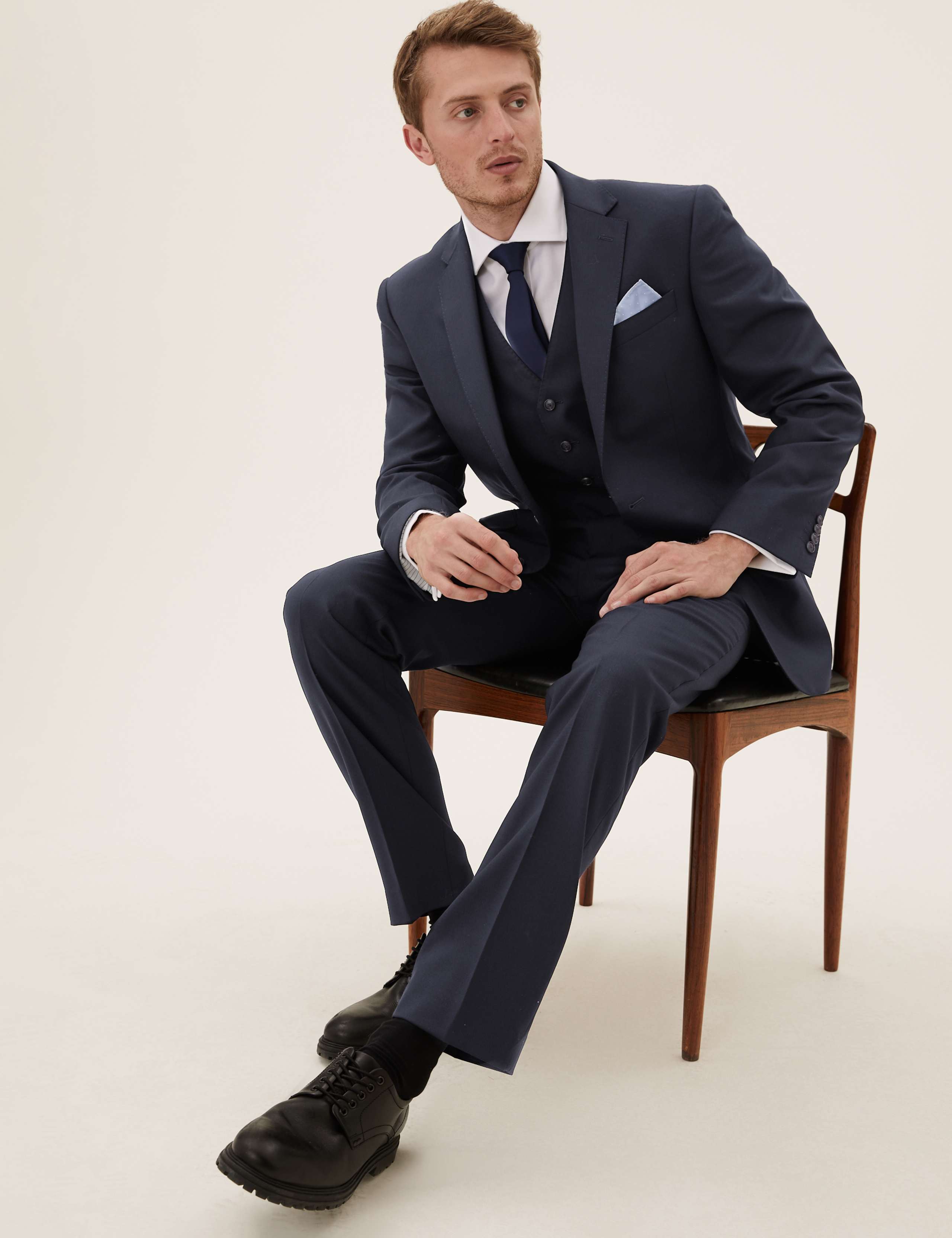 Navy Regular Fit Wool 3 Piece Suit 3 of 8