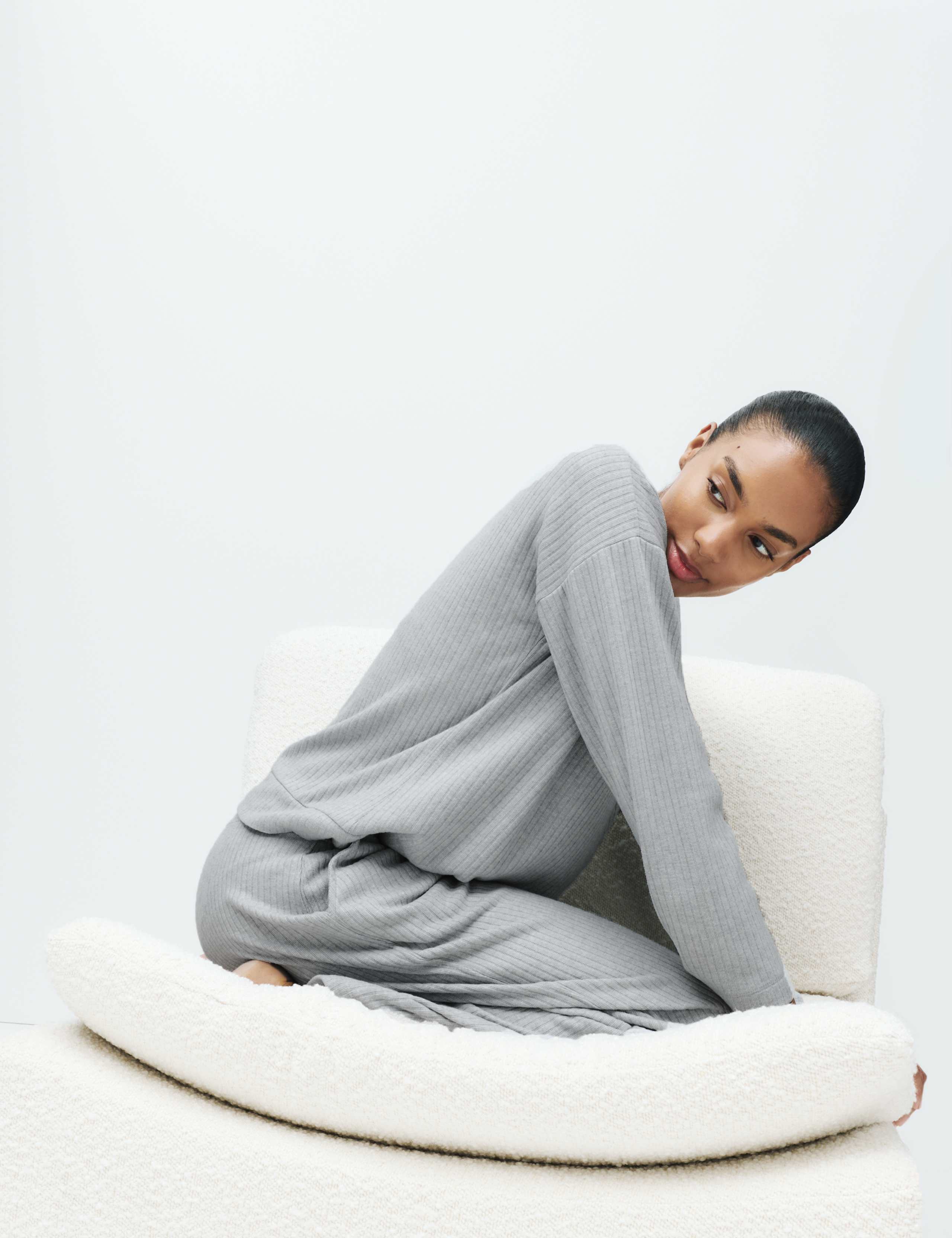 Ribbed Crew Neck Long Sleeve Pyjama Set 4 of 6