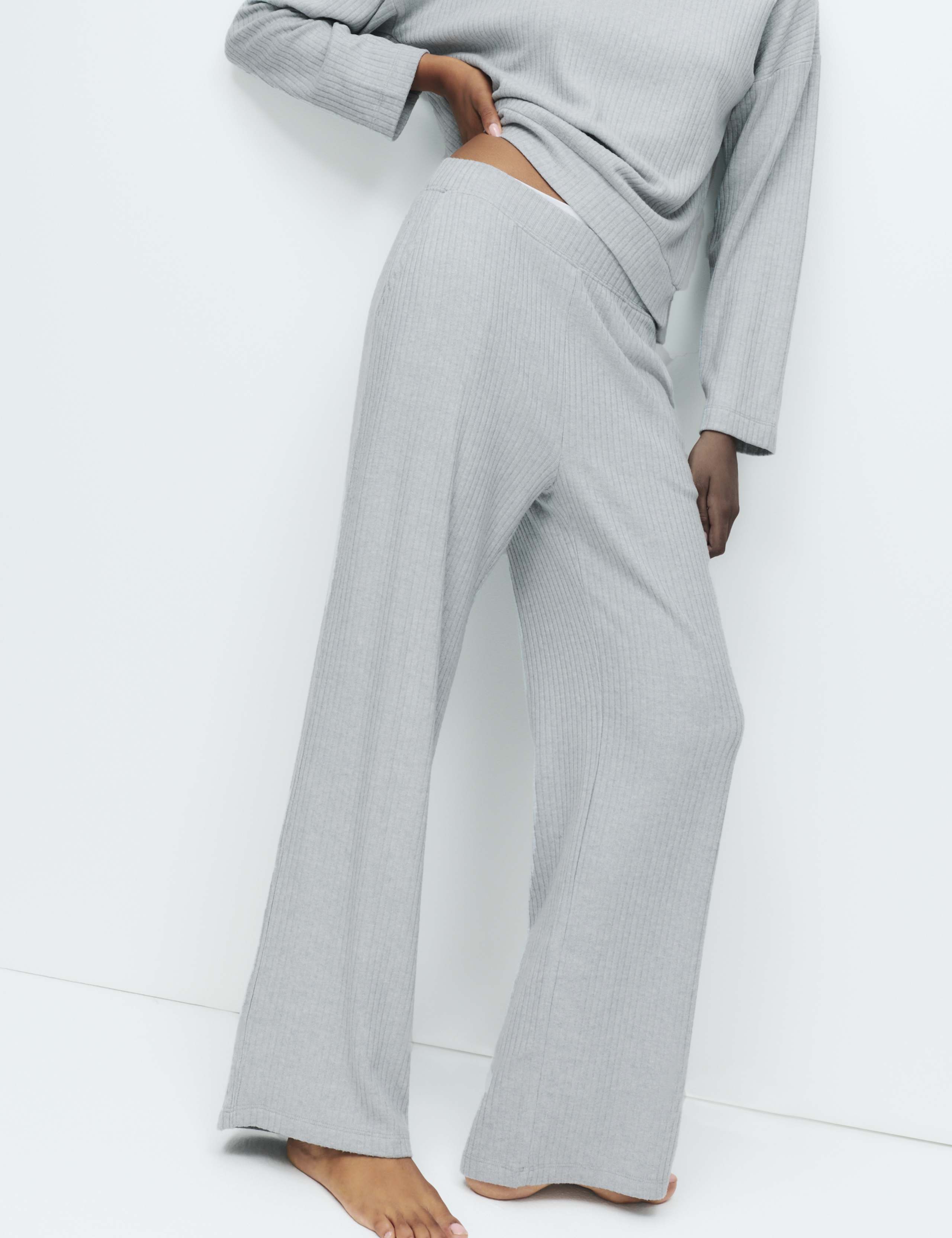 Ribbed Crew Neck Long Sleeve Pyjama Set 5 of 6