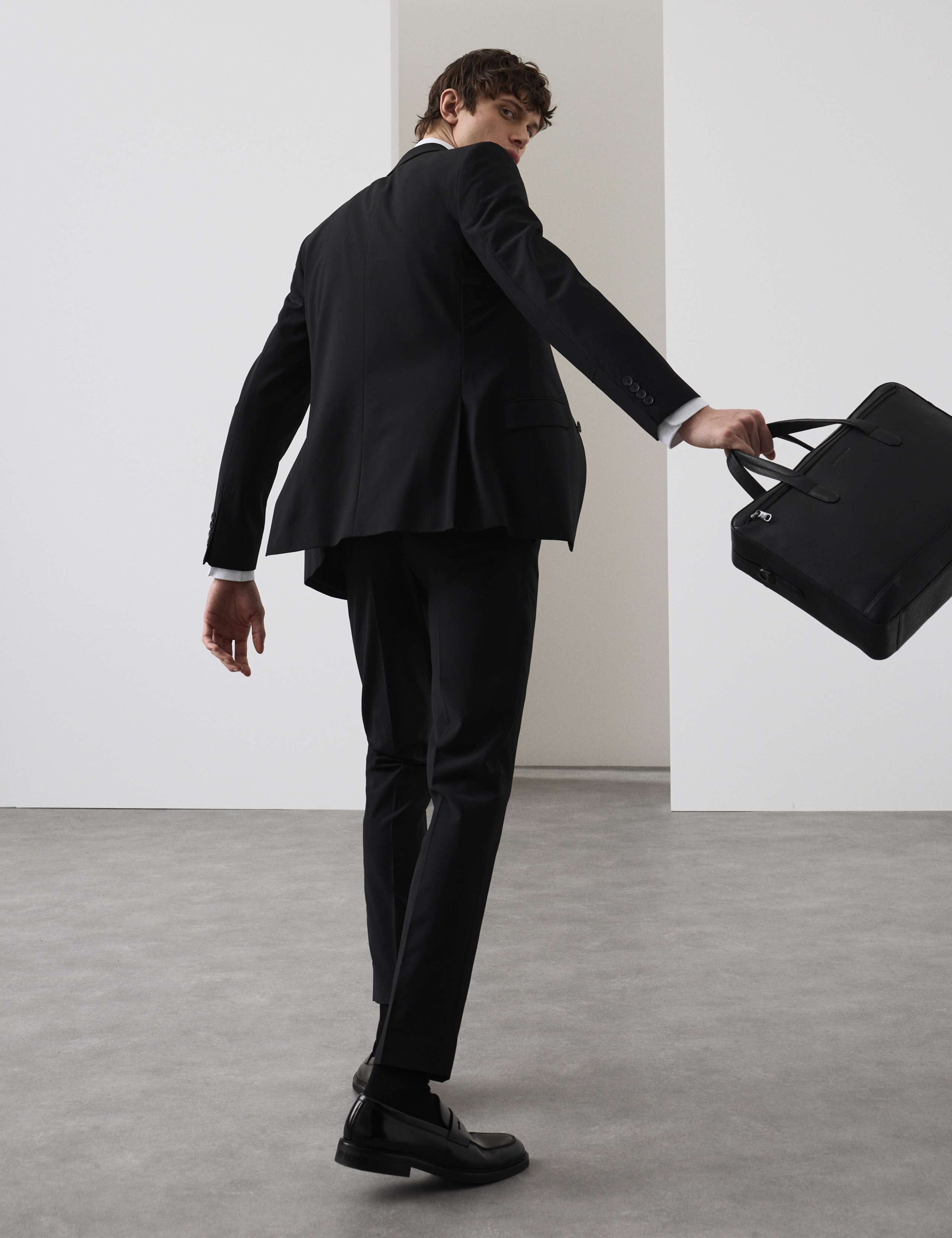 2 Piece Slim Fit Wool Blend Stretch Suit 7 of 7