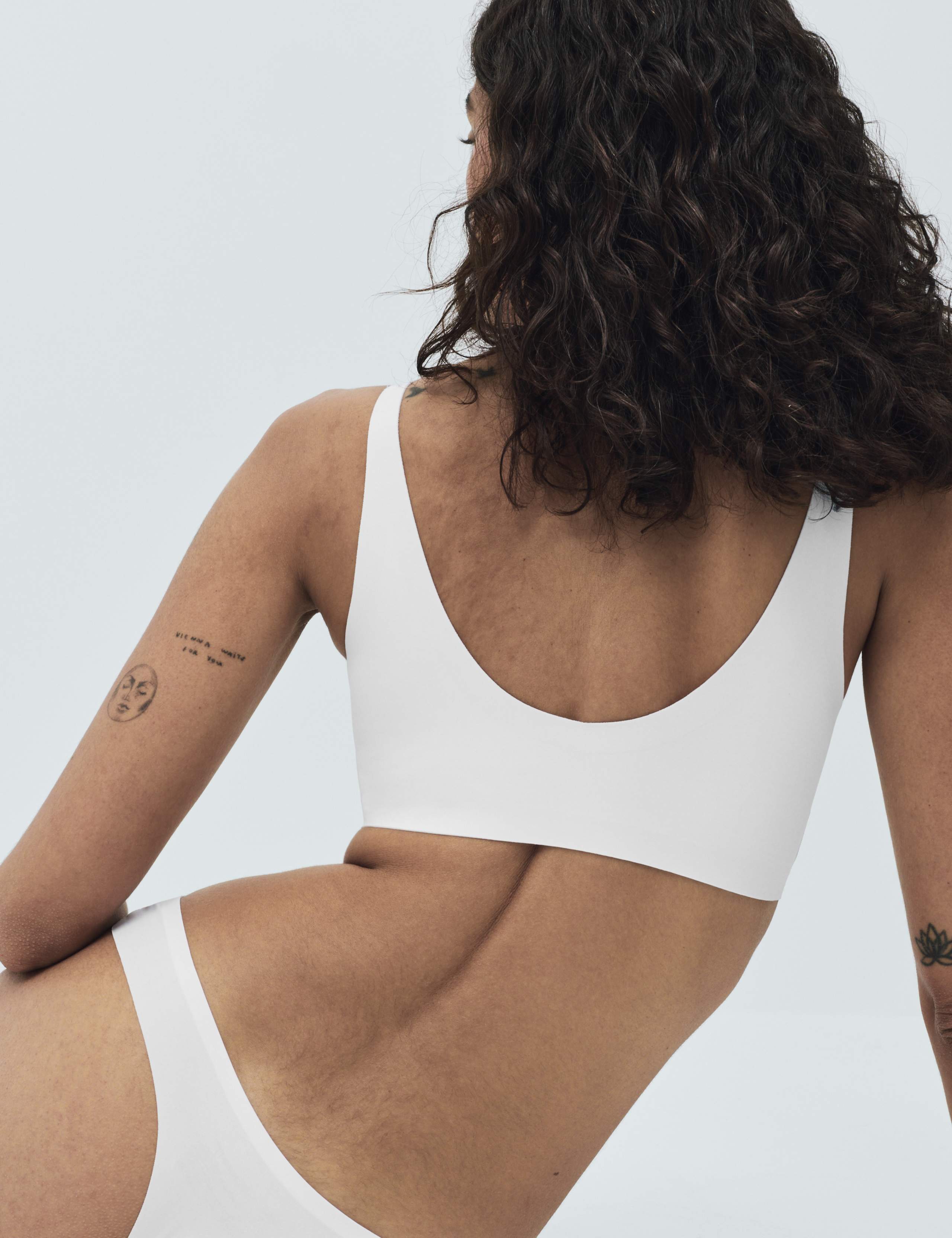 Body Invisibles™ Non Wired Crop Top Set A-E 4 of 6