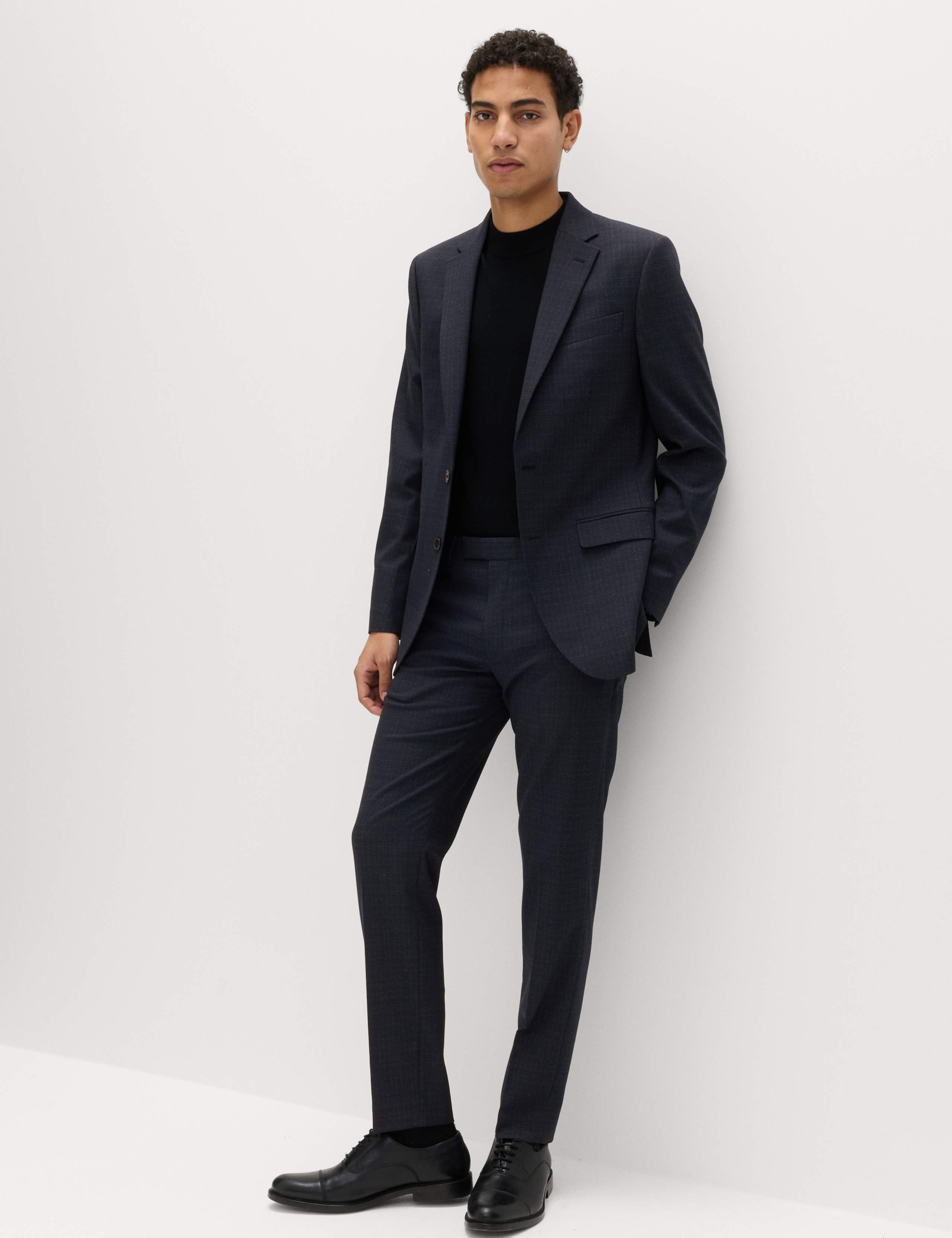 Slim Fit Textured Stretch Suit 5 of 6