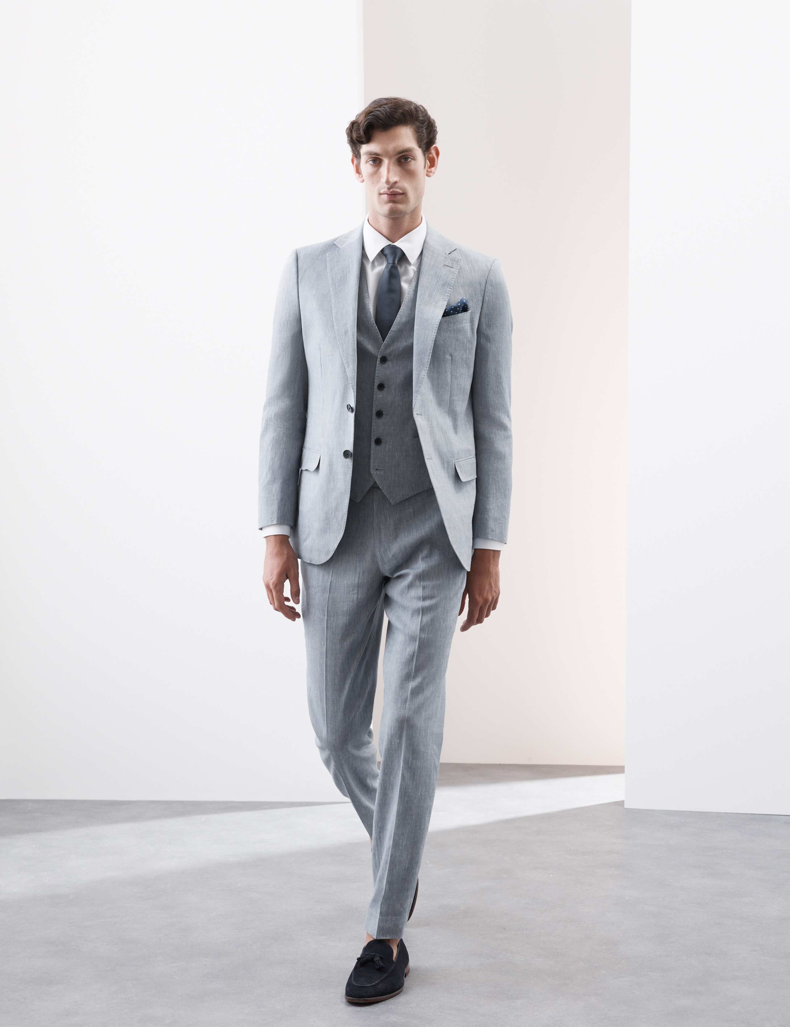 Tailored Fit Italian Performance Linen Blend Suit 5 of 6