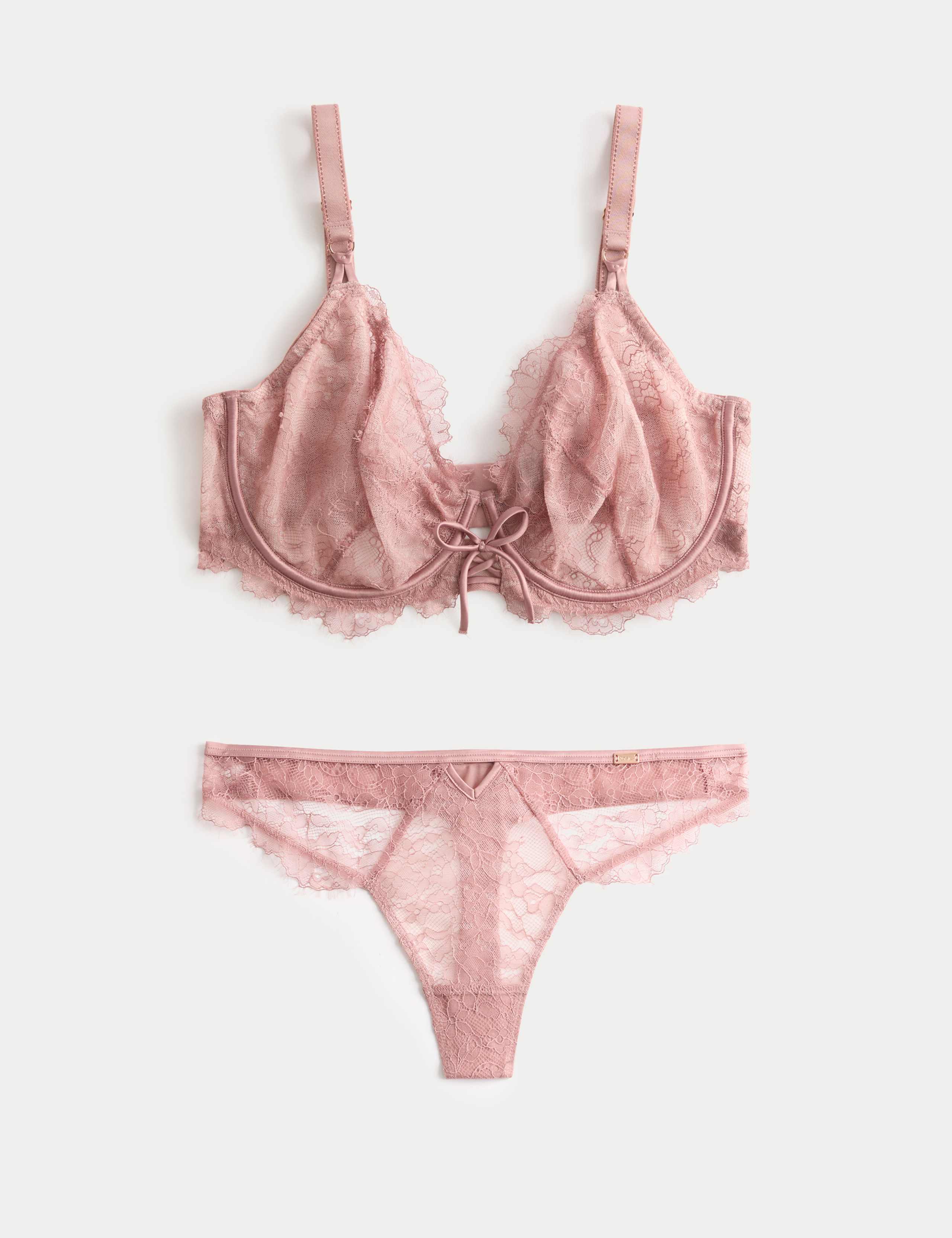 Forget Me Not Lace Wired Plunge Bra Set F+ 1 of 6
