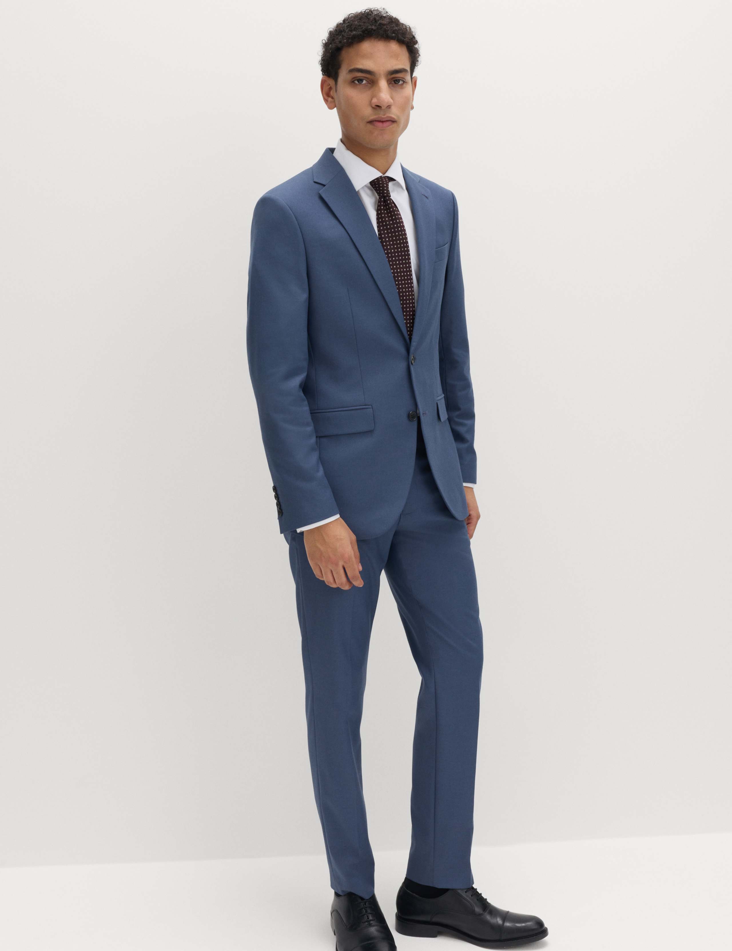 2 Piece Slim Fit Stretch Suit 4 of 6