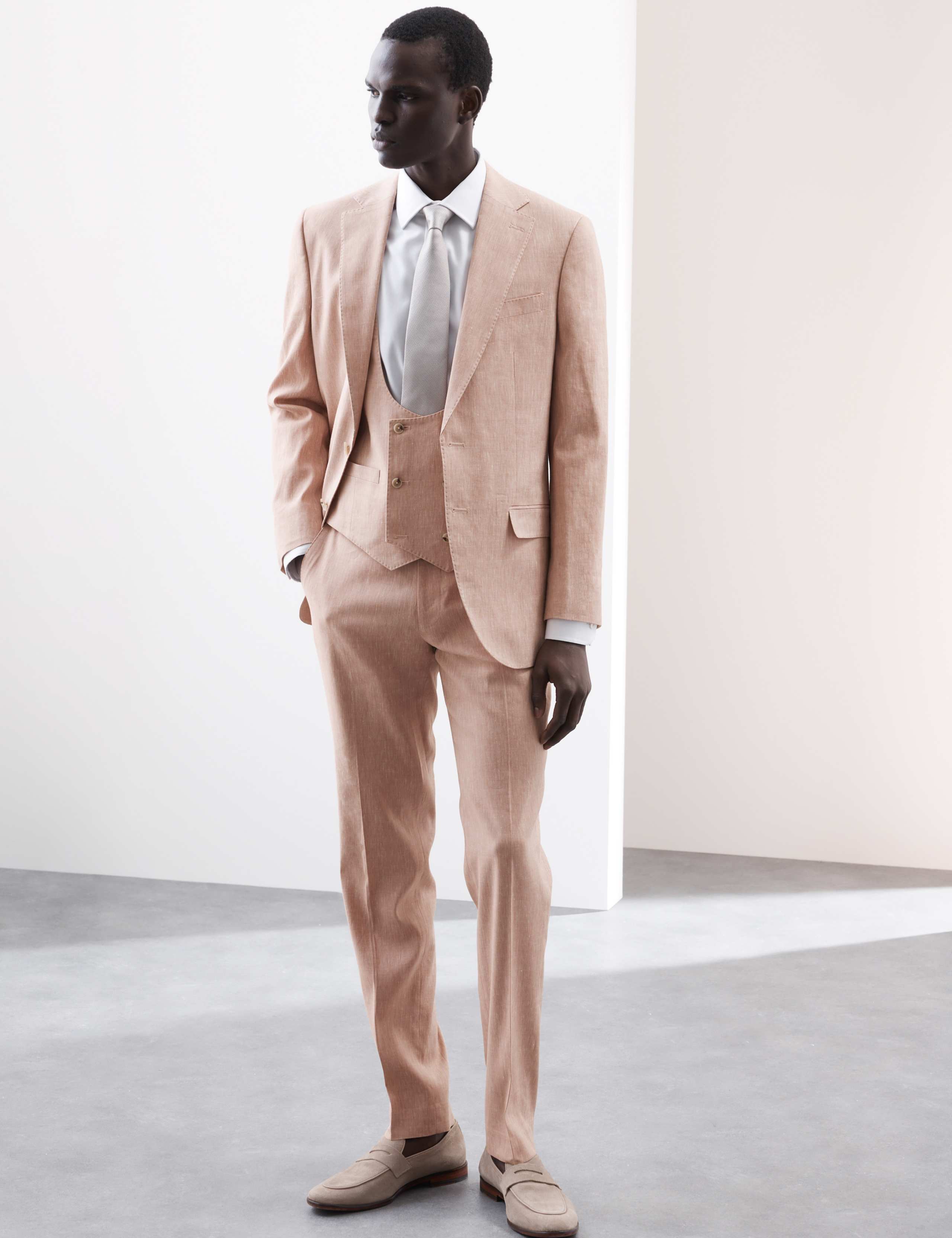 Tailored Fit Italian Performance Line Blend Suit