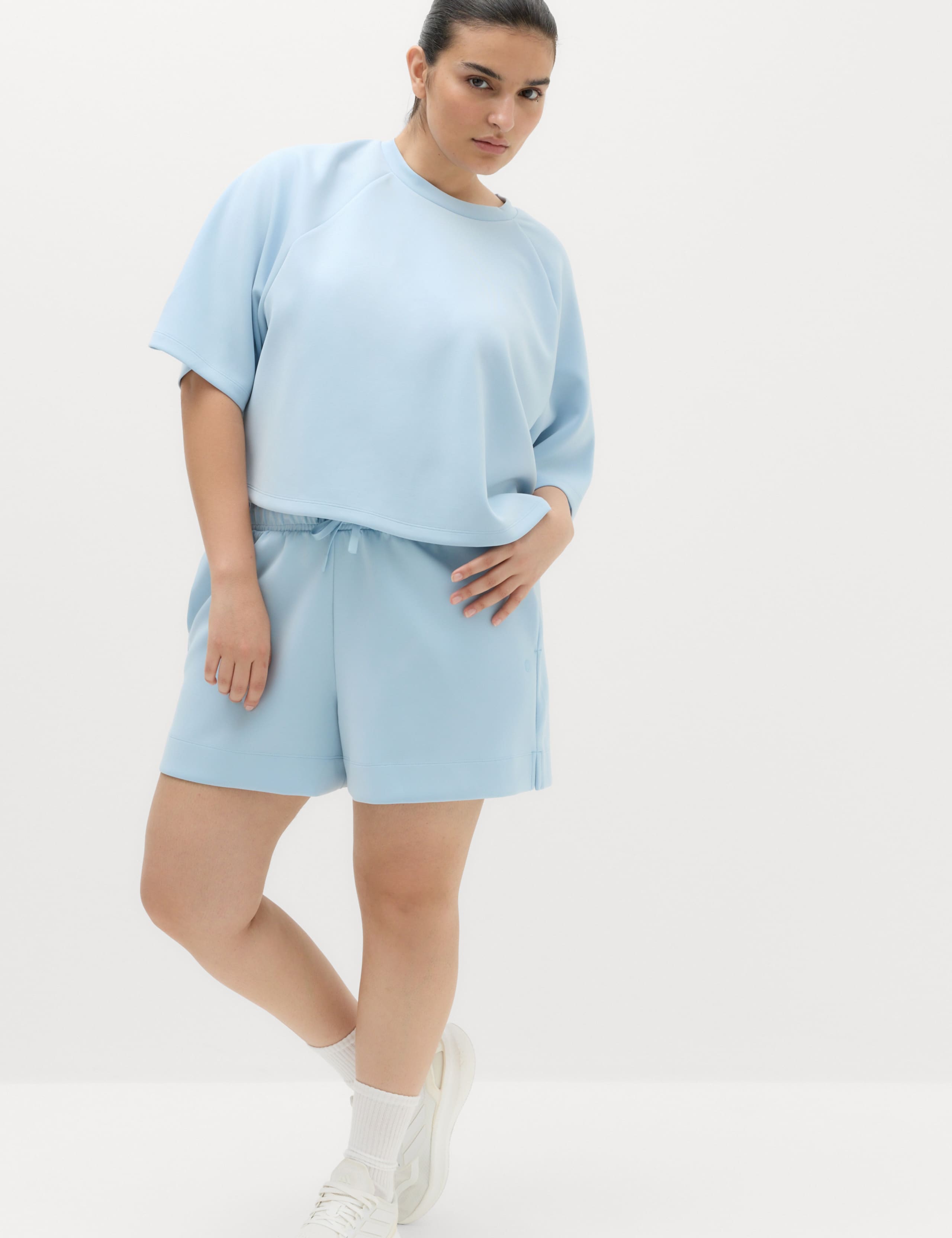 Sweatshirt & Shorts Set