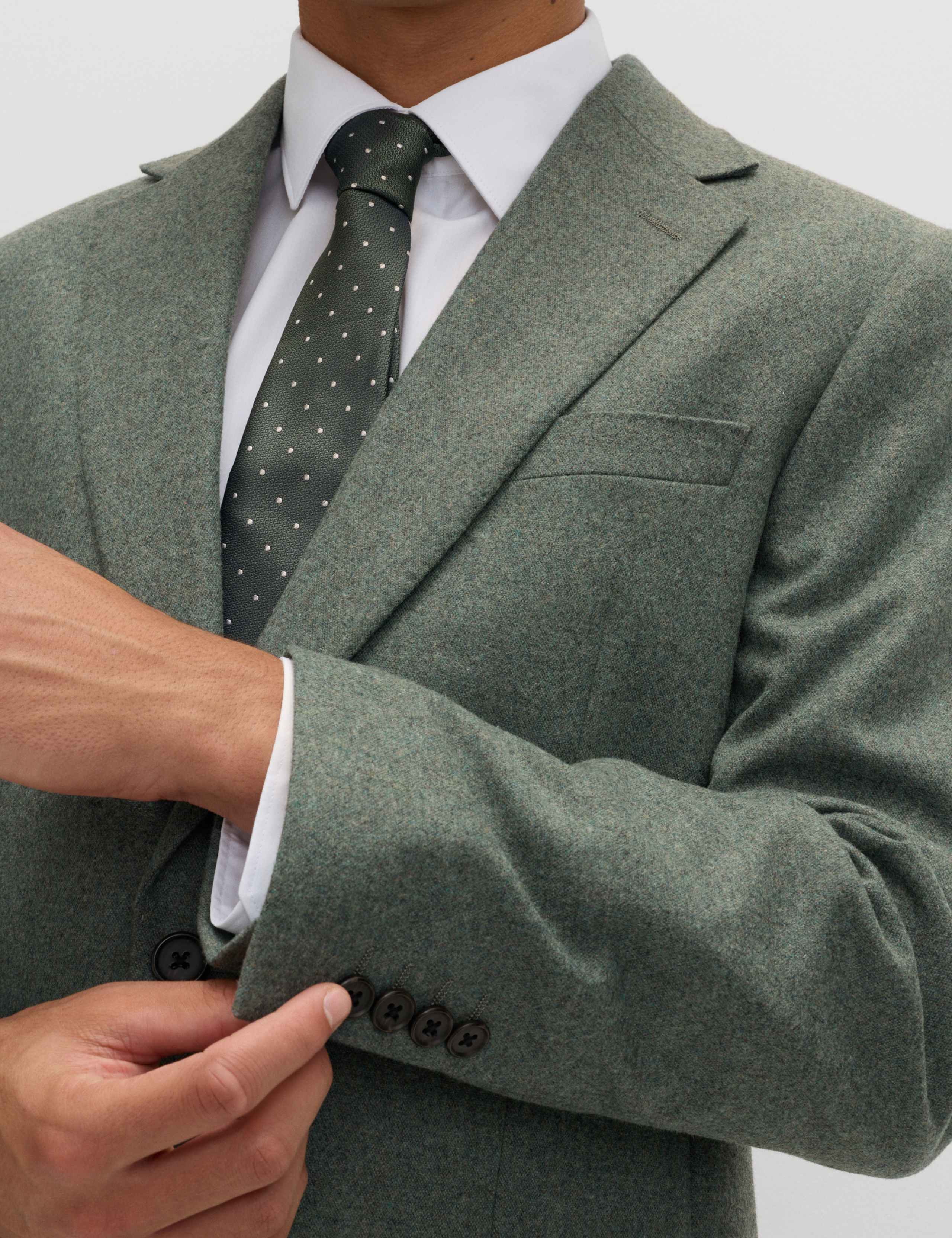 2 Piece Tailored Fit Italian Wool Rich Tweed Suit 6 of 6